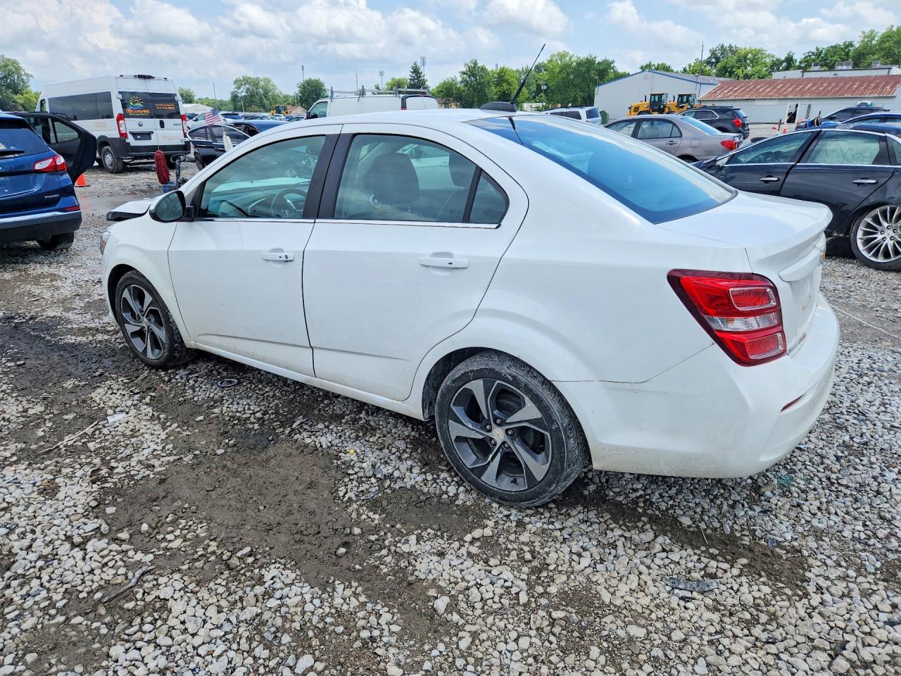 2018 Chevrolet Sonic Premier White vin: 1G1JF5SB2J4138060