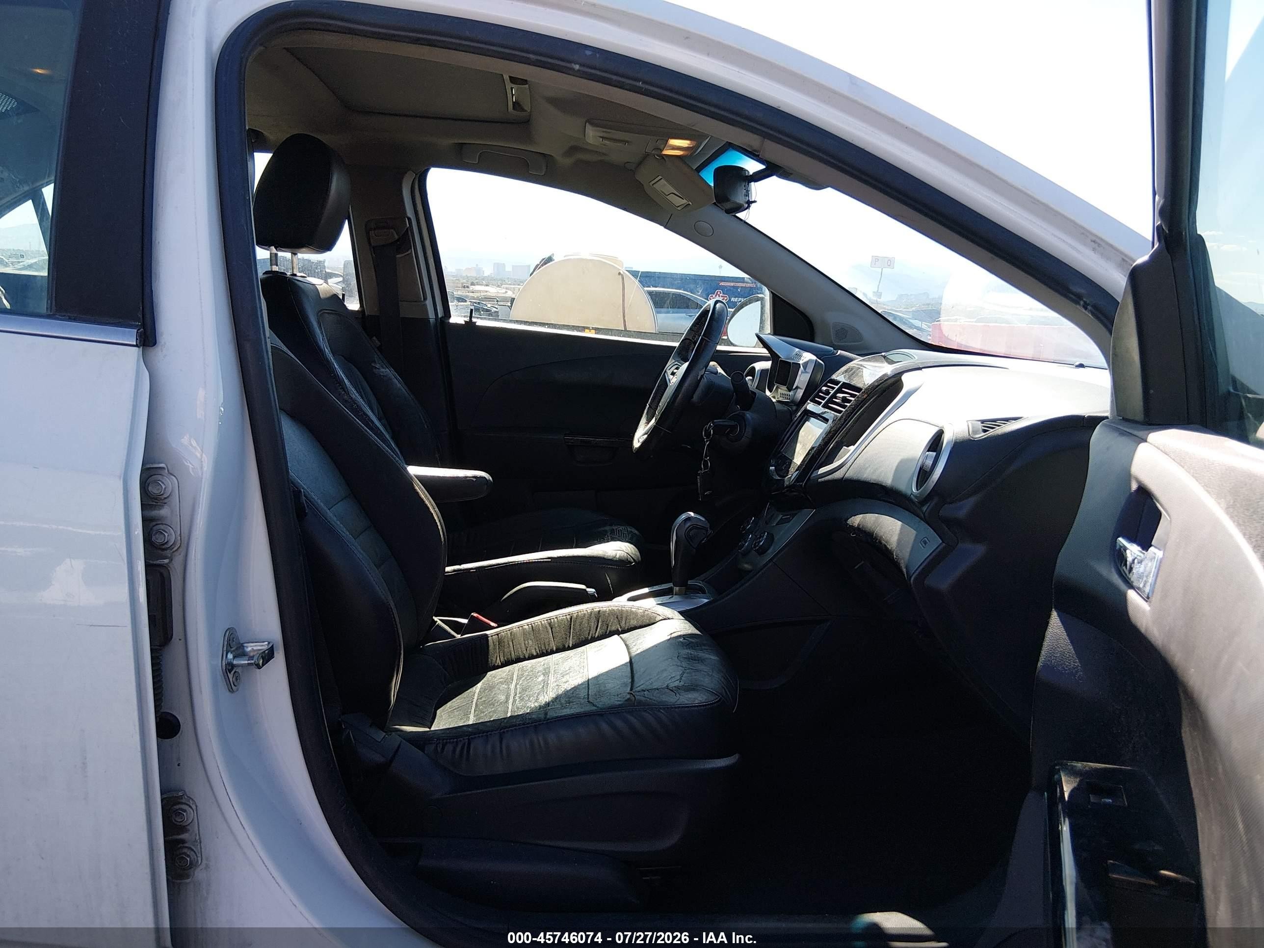 2015 Chevrolet Sonic Rs Auto White vin: 1G1JG5SB5F4154418