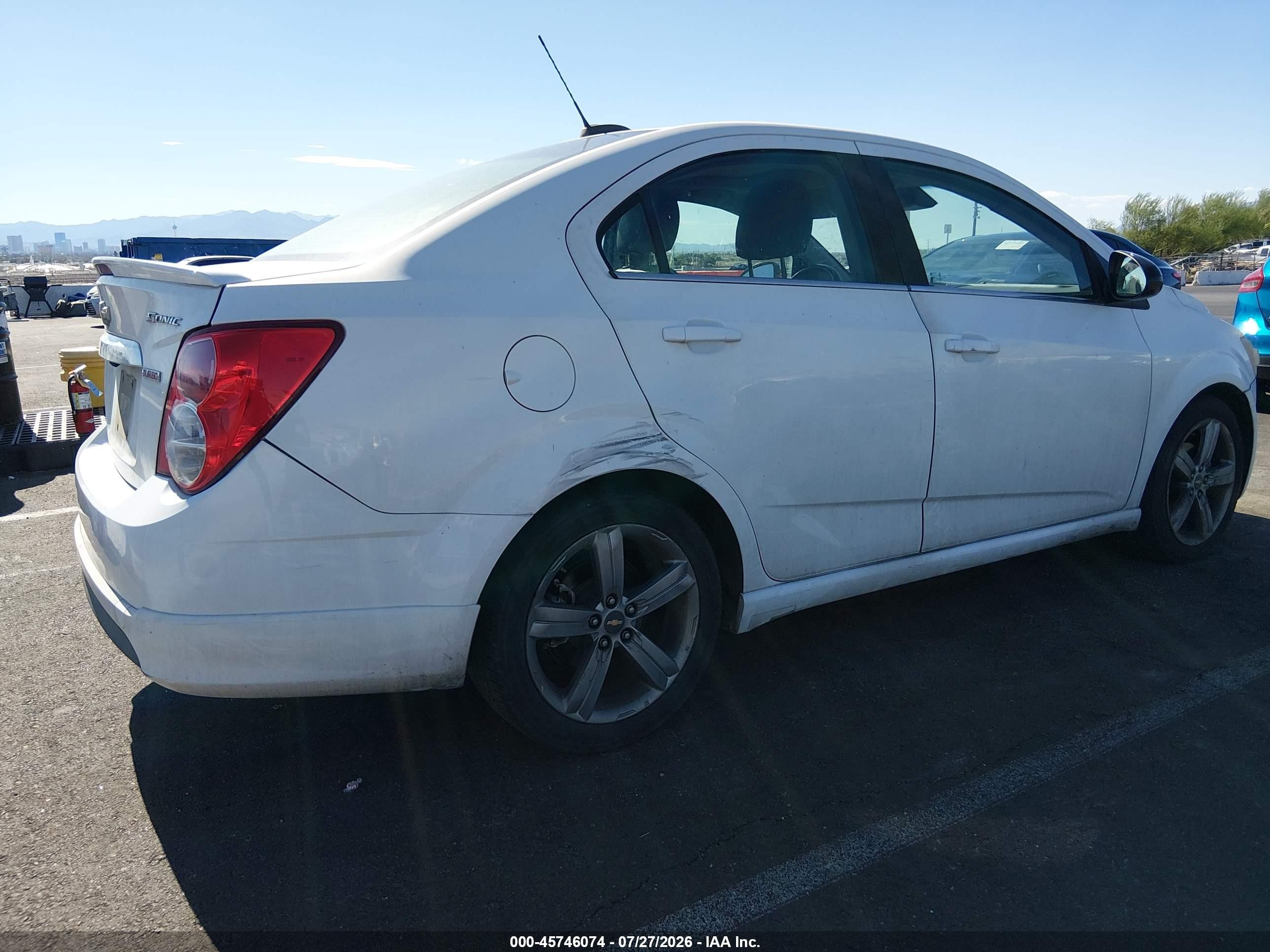 2015 Chevrolet Sonic Rs Auto White vin: 1G1JG5SB5F4154418