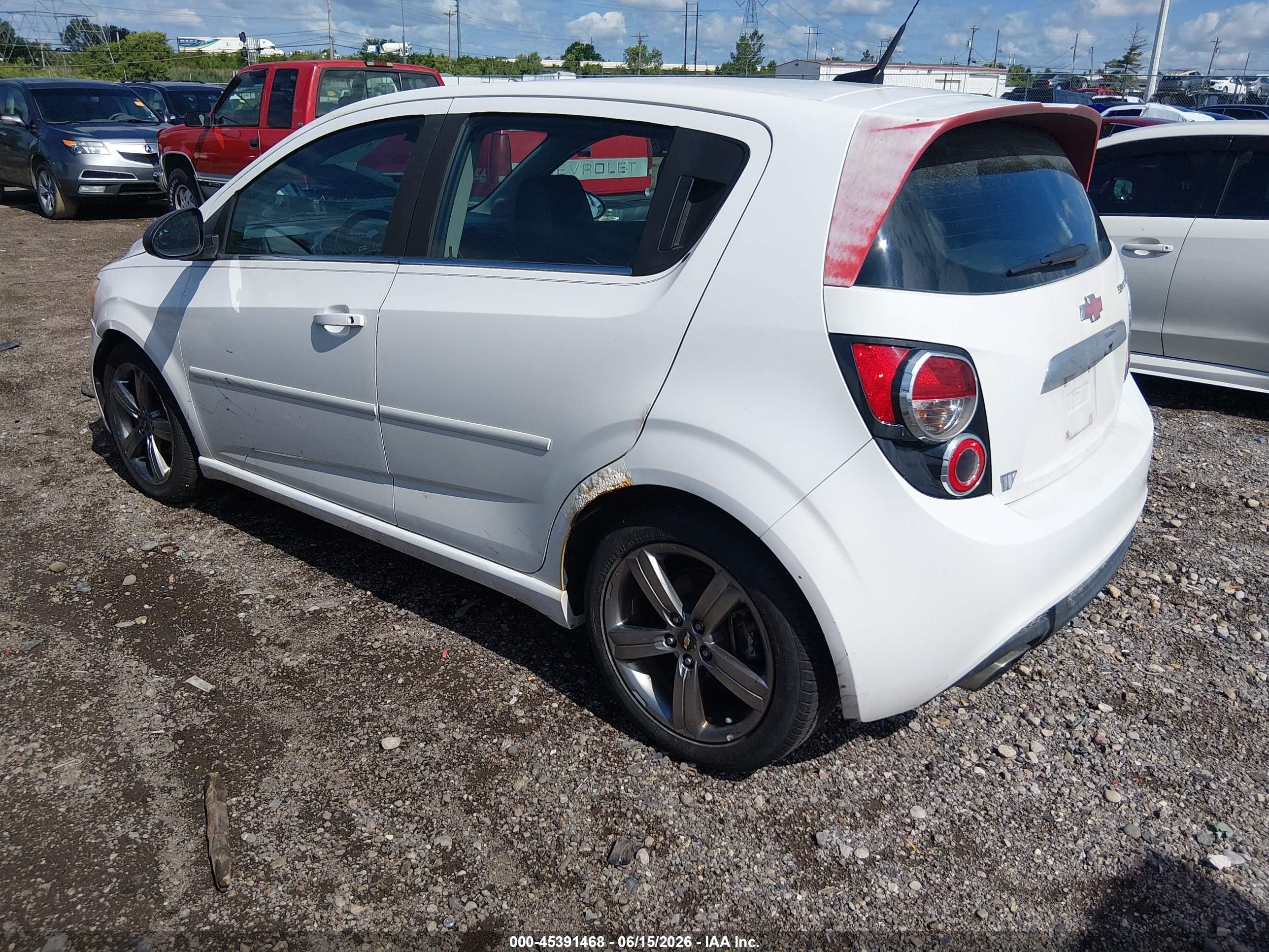 2013 Chevrolet Sonic Rs Auto White vin: 1G1JG6SB8D4167232