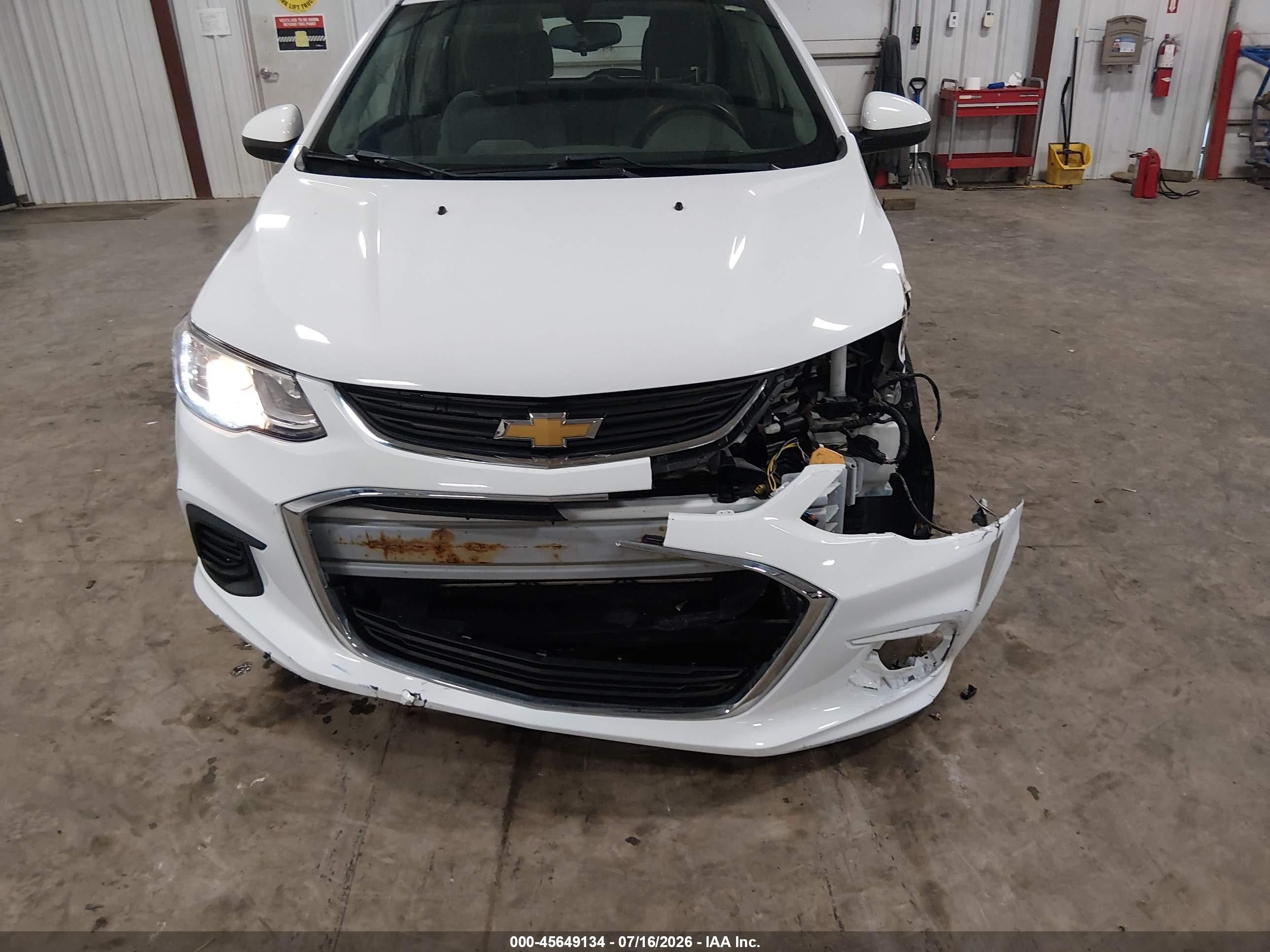 2017 Chevrolet Sonic Lt Auto Белый vin: 1G1JG6SH9H4169677