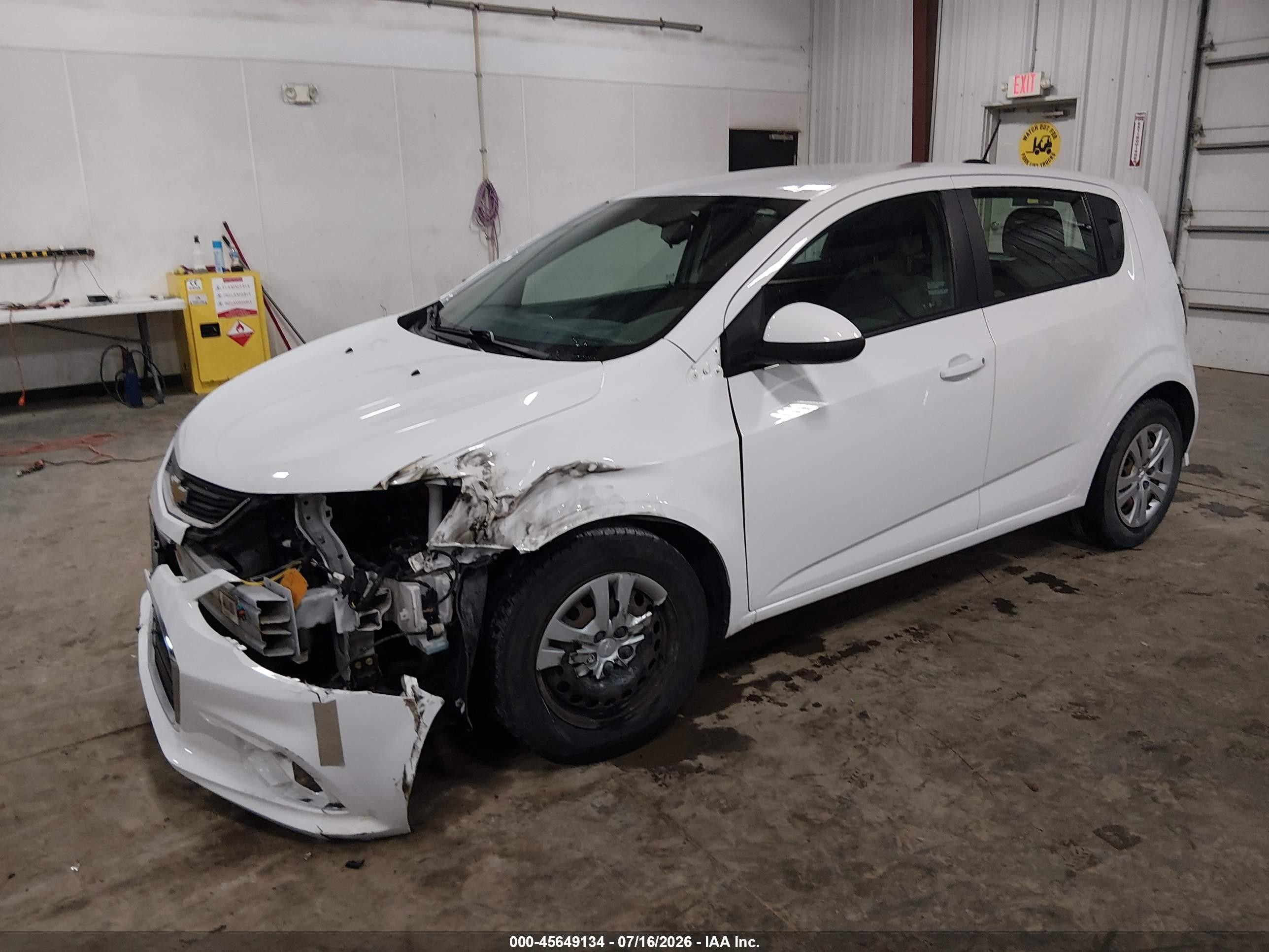 2017 Chevrolet Sonic Lt Auto Белый vin: 1G1JG6SH9H4169677