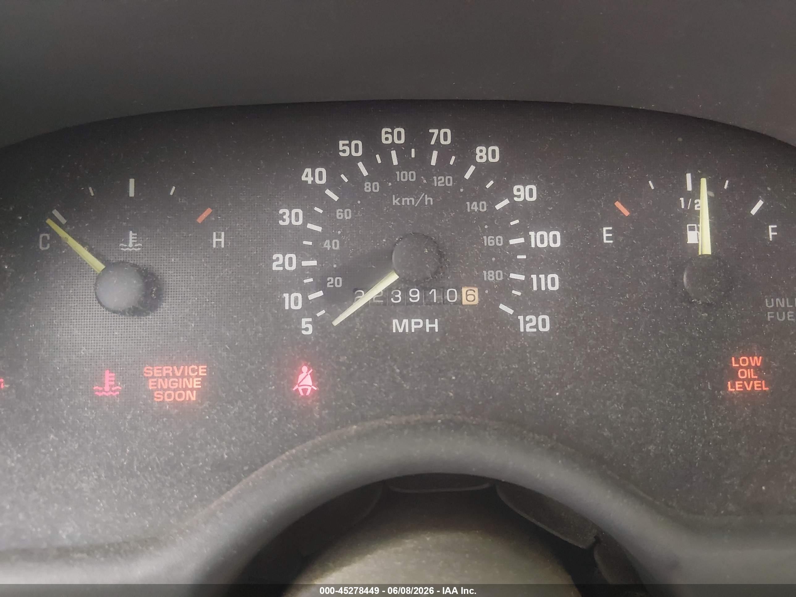 1995 Chevrolet Corsica   White vin: 1G1LD5541SY198725