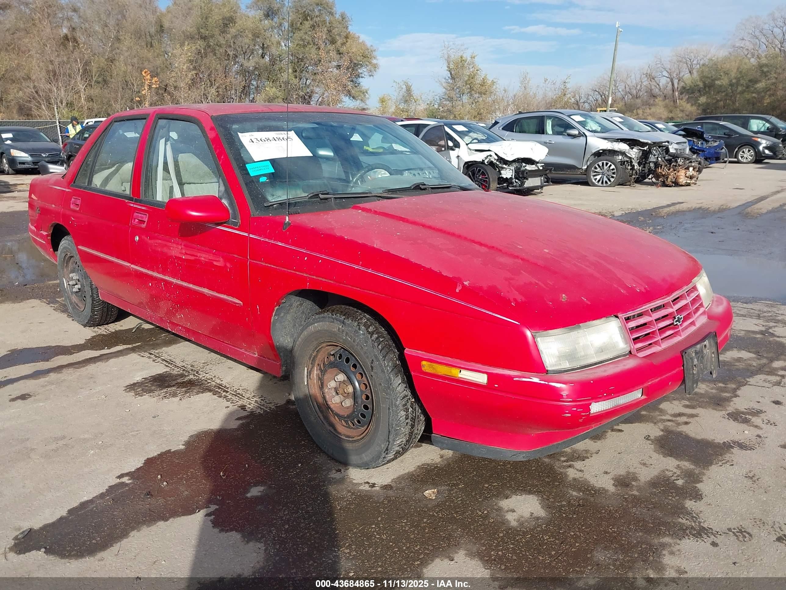 1996 Chevrolet Corsica   Красный vin: 1G1LD5546TY100435