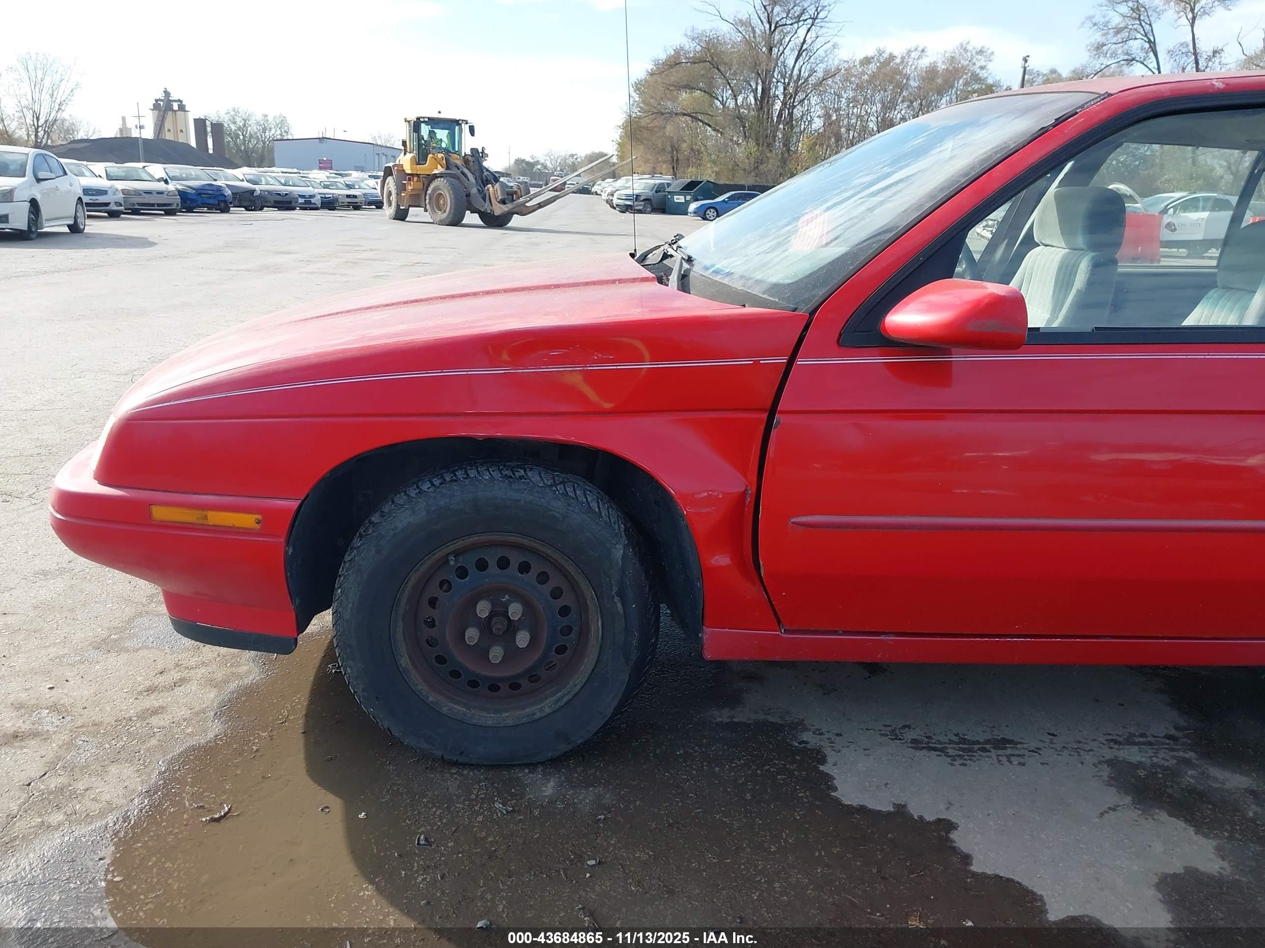 1996 Chevrolet Corsica   Красный vin: 1G1LD5546TY100435