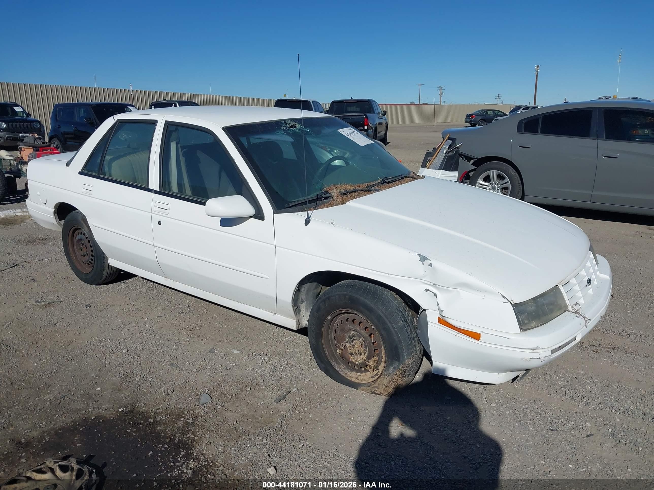 1996 Chevrolet Corsica   White vin: 1G1LD5547TY267824