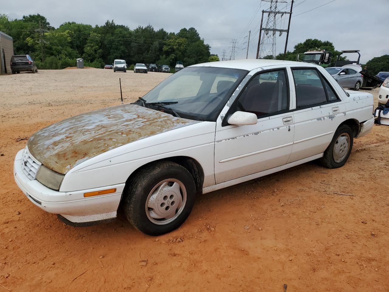 1995 Chevrolet Corsica    White vin: 1G1LD5548SY133838