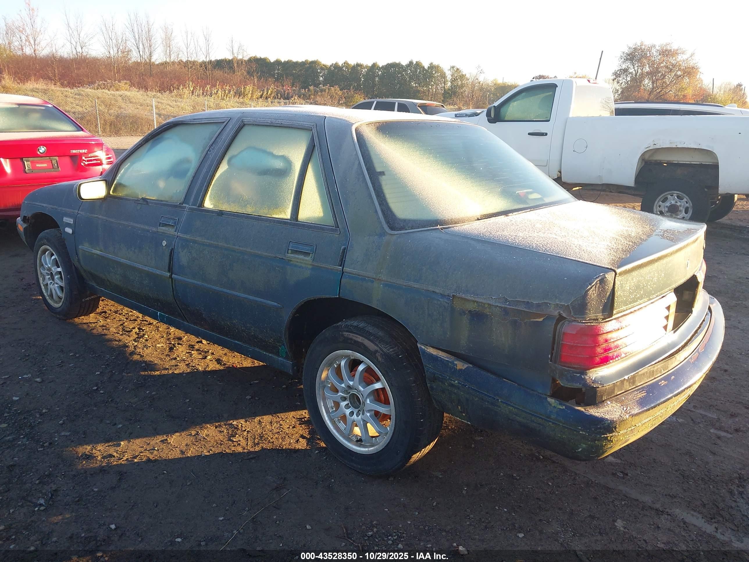 1996 Chevrolet Corsica   Turquoise vin: 1G1LD55M2TY102389