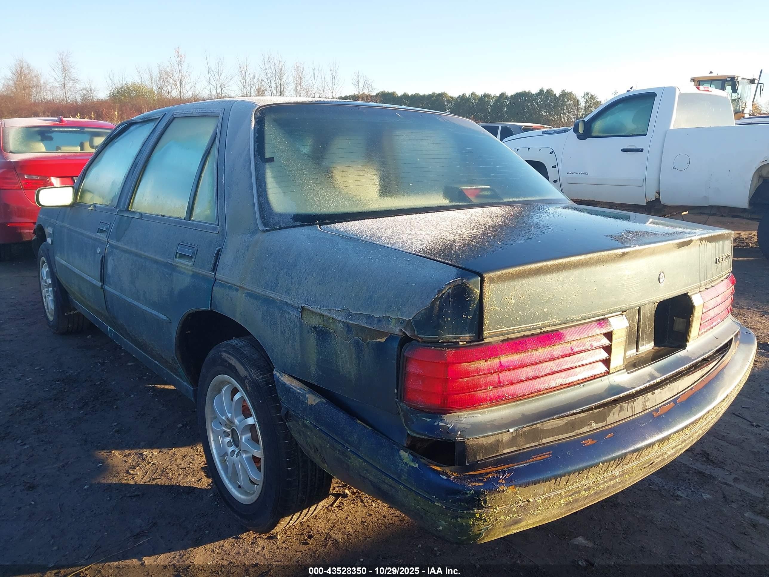 1996 Chevrolet Corsica   Turquoise vin: 1G1LD55M2TY102389
