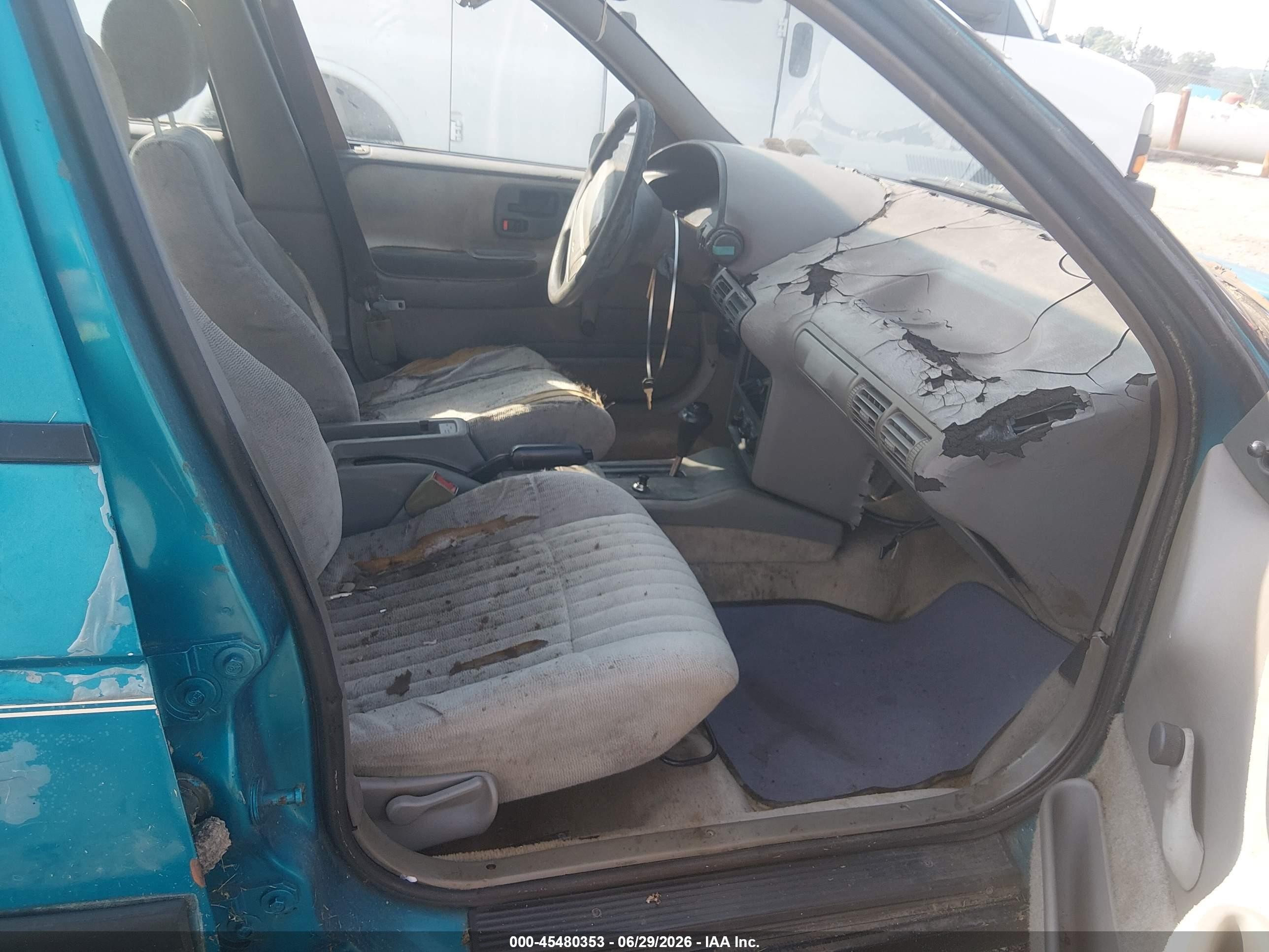 1994 Chevrolet Corsica   Blue vin: 1G1LD55M7RY165254