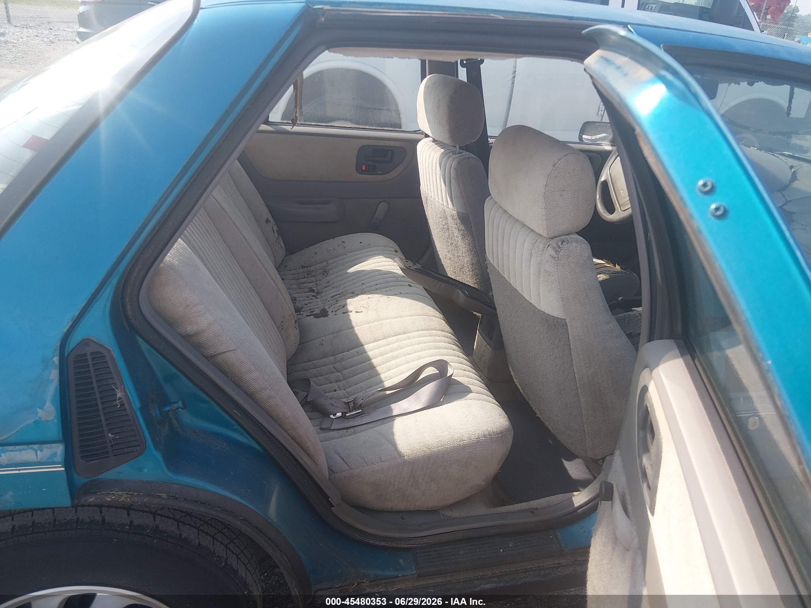 1994 Chevrolet Corsica   Blue vin: 1G1LD55M7RY165254