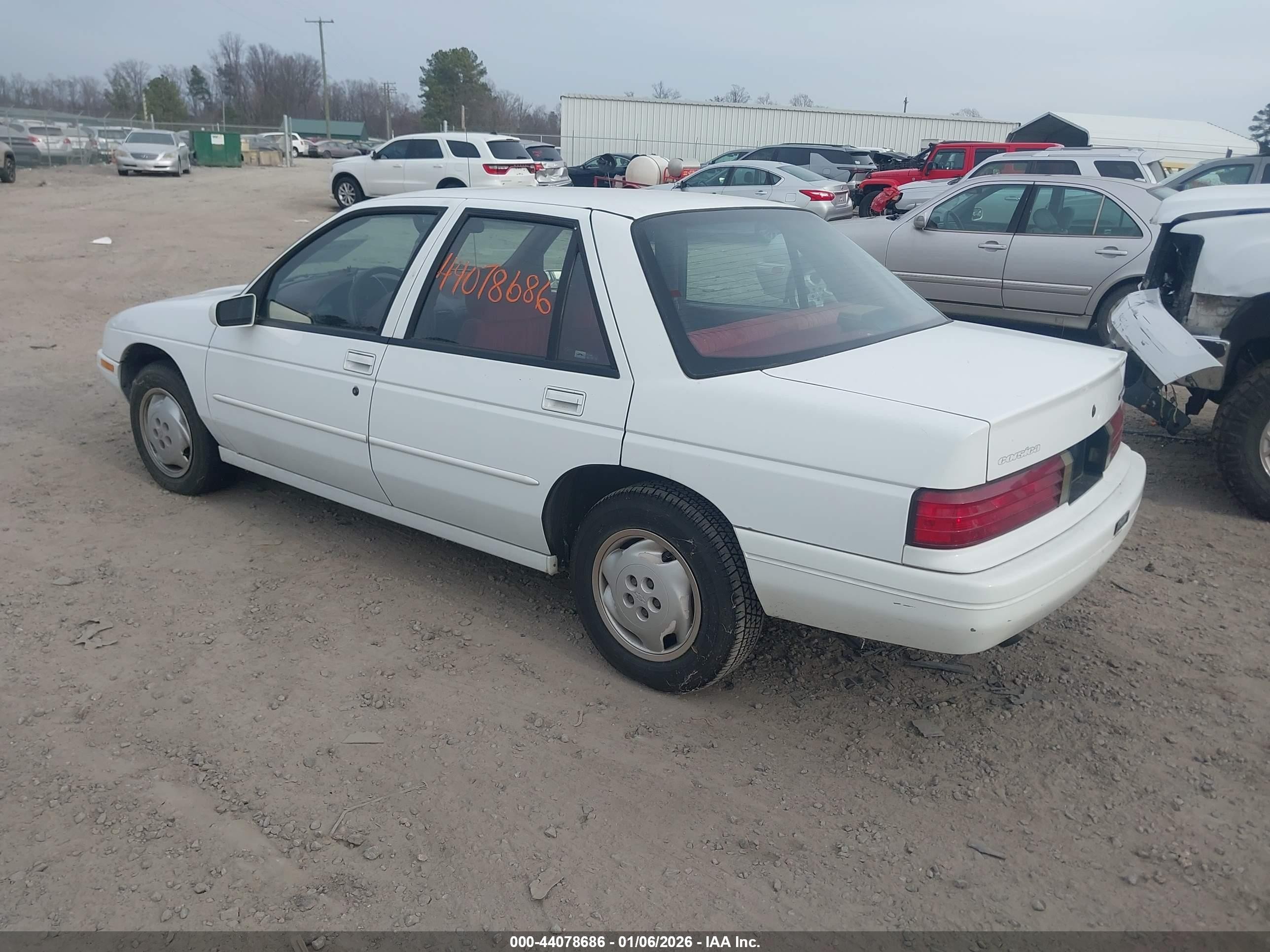 1996 Chevrolet Corsica   White vin: 1G1LD55M7TY189416