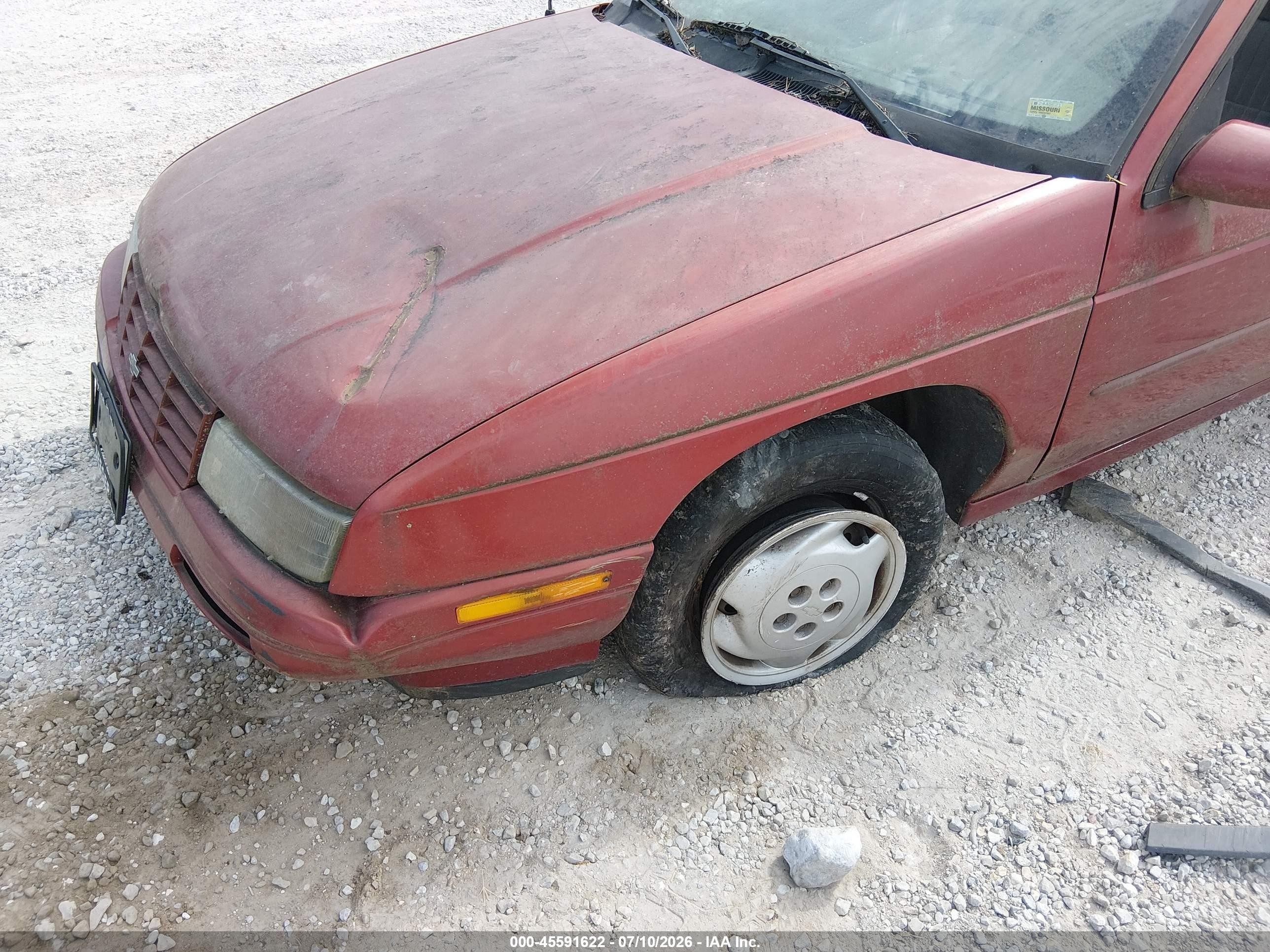 1995 Chevrolet Corsica   Maroon vin: 1G1LD55M8SY184627