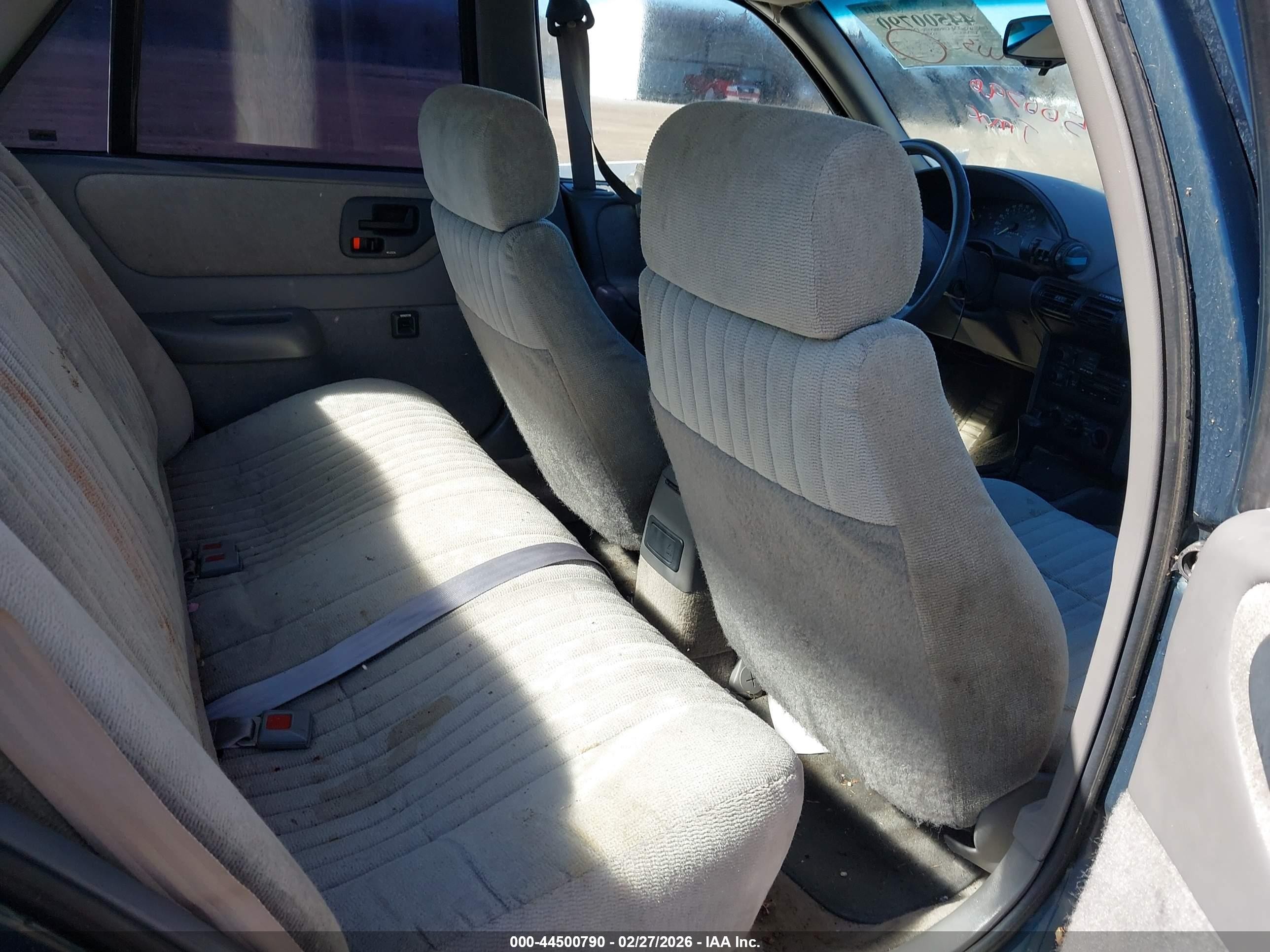 1994 Chevrolet Corsica   Blue vin: 1G1LD55MXRY160386