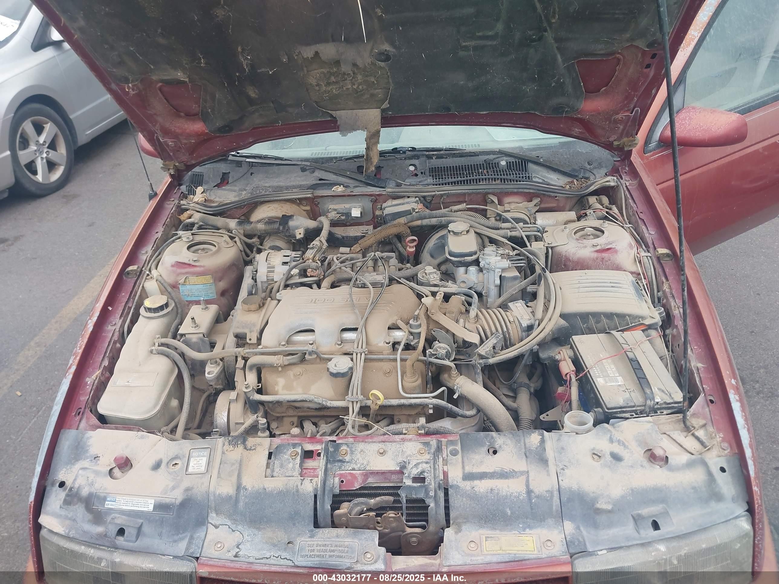 1996 Chevrolet Corsica   Red vin: 1G1LD55MXTY215295