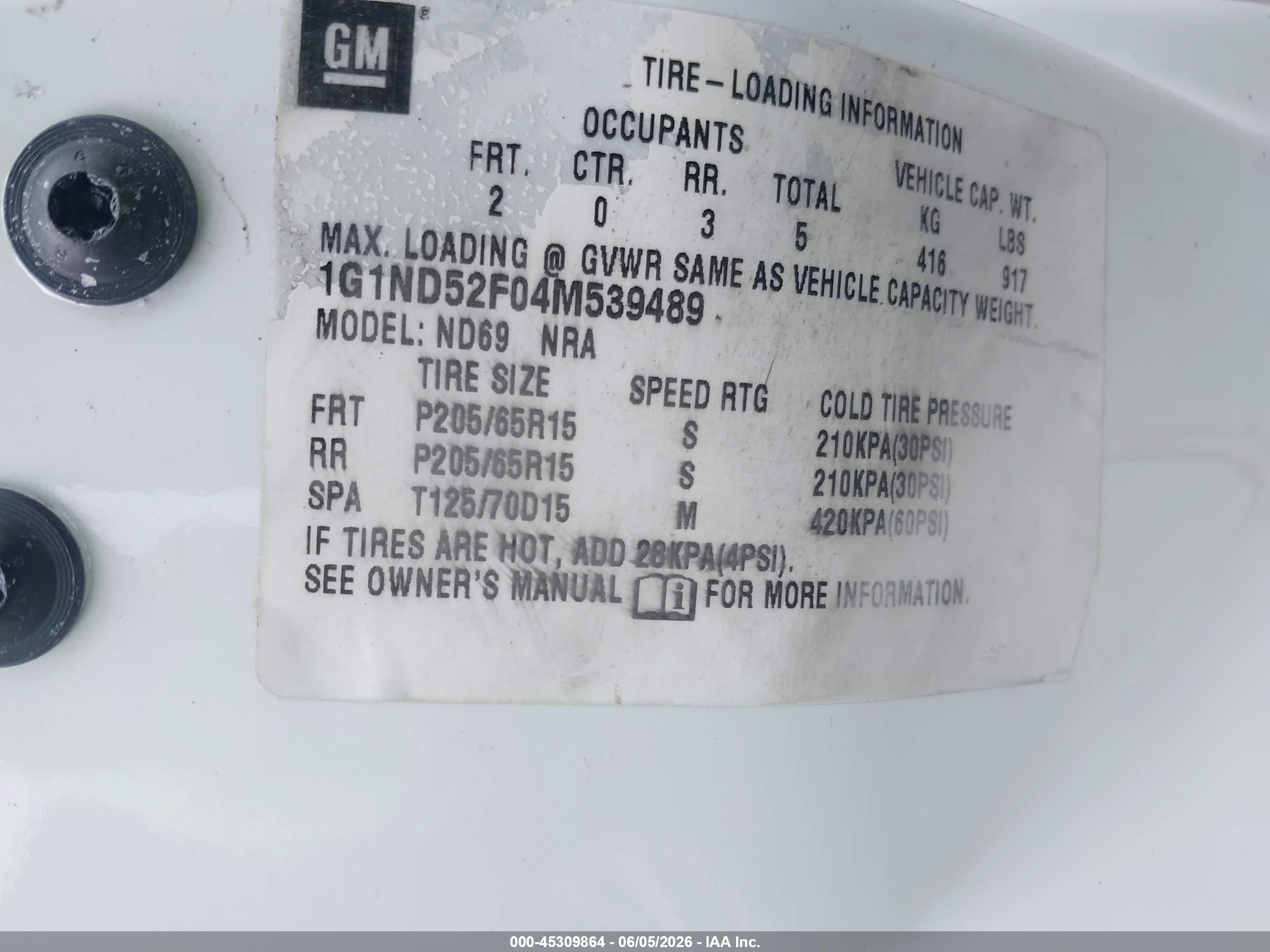 2004 Chevrolet Classic   White vin: 1G1ND52F04M539489