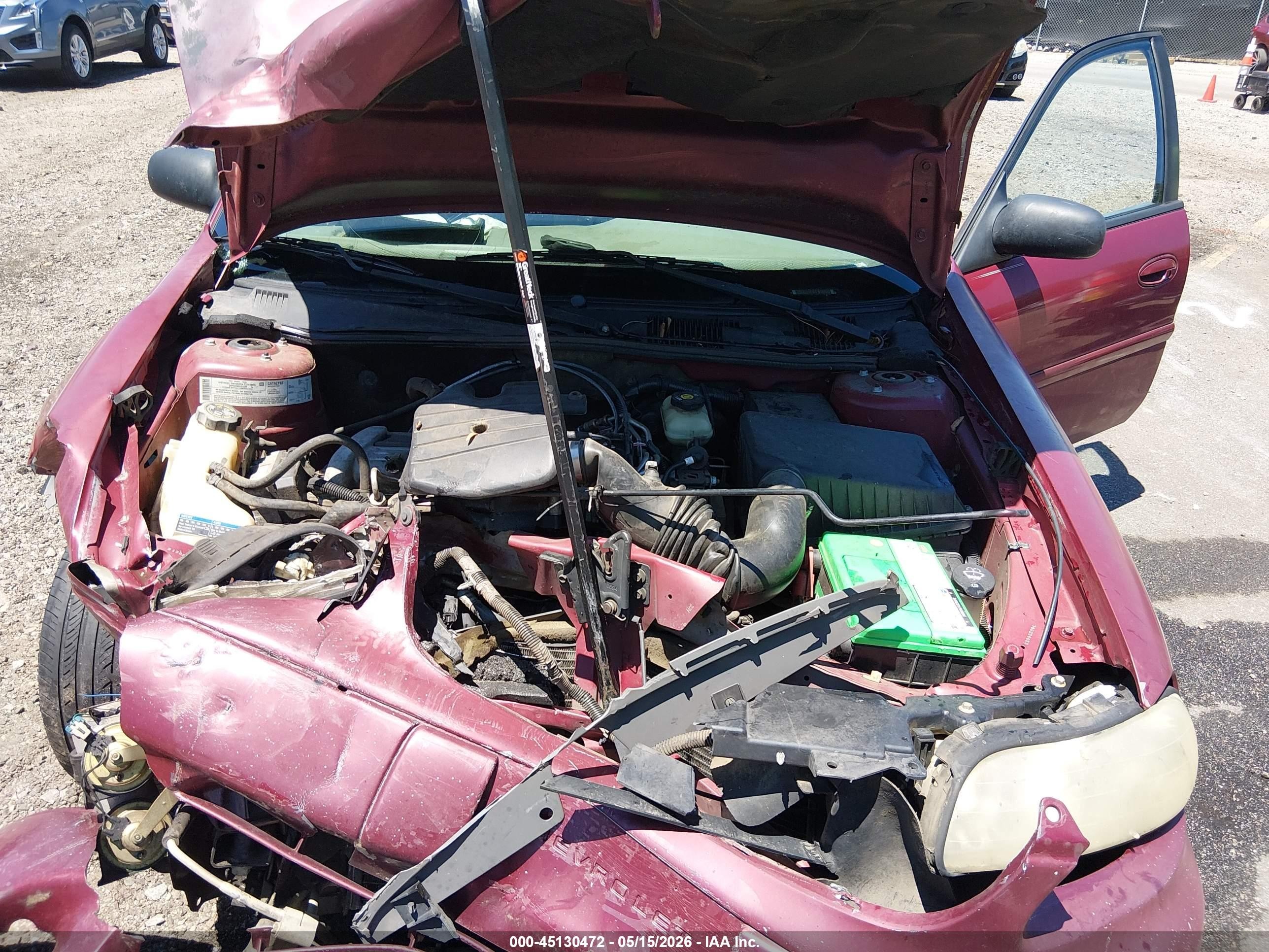2004 Chevrolet Classic   Red vin: 1G1ND52F04M707051