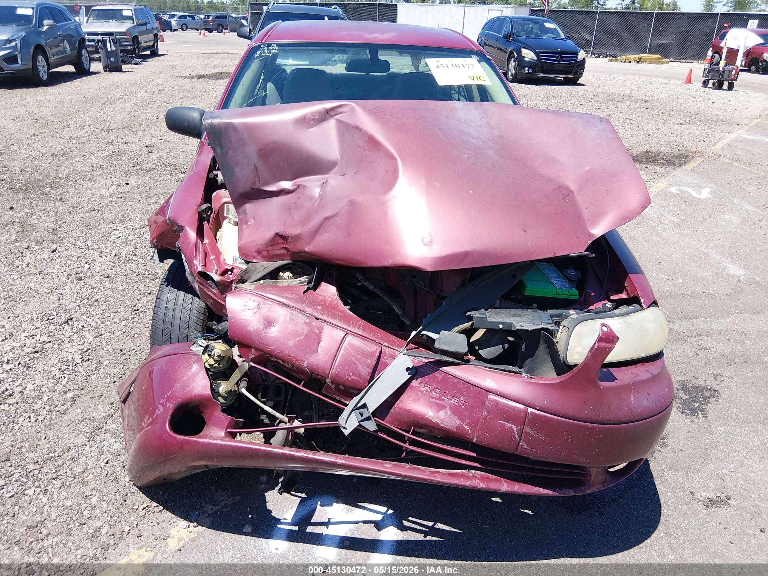 2004 Chevrolet Classic   Red vin: 1G1ND52F04M707051