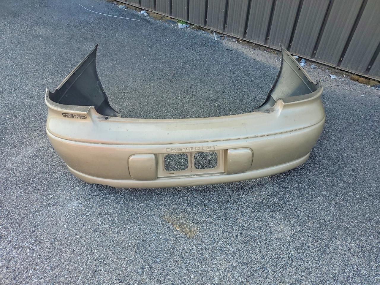 2004 Chevrolet Classic Tan vin: 1G1ND52F04M707292
