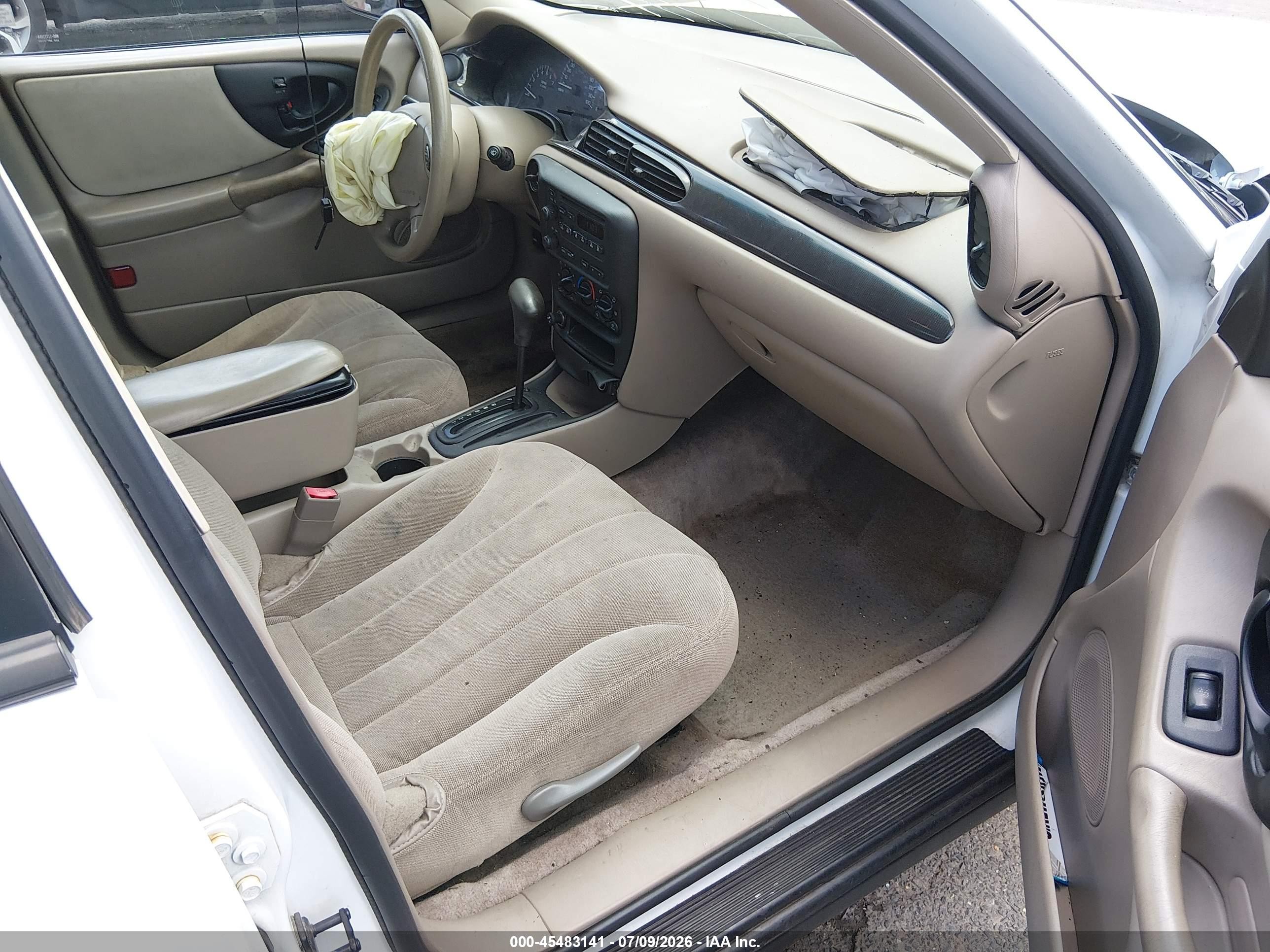 2004 Chevrolet Classic   White vin: 1G1ND52F14M564997