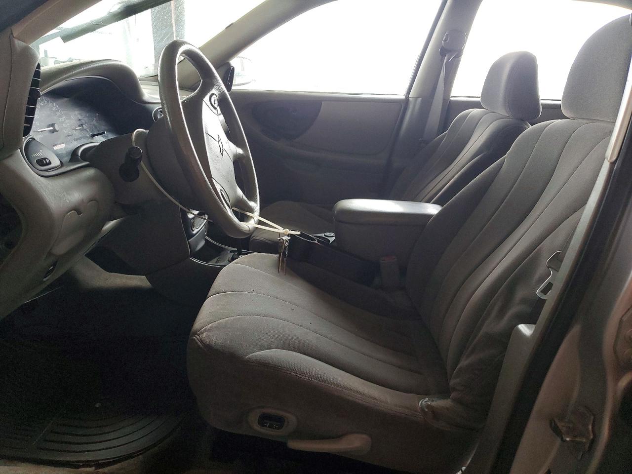 2004 Chevrolet Classic Серый vin: 1G1ND52F14M584943