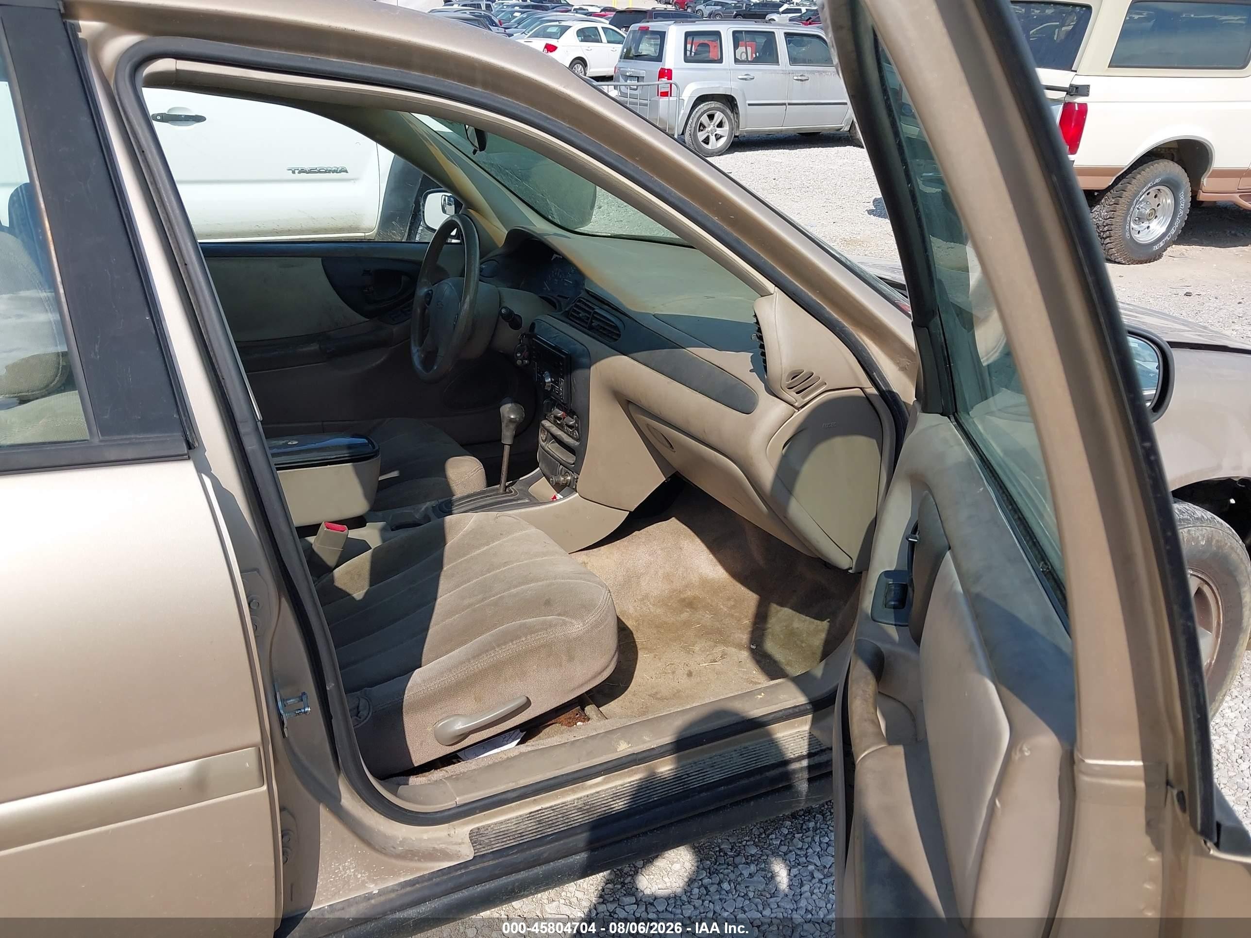 2004 Chevrolet Classic   Gold vin: 1G1ND52F14M590970
