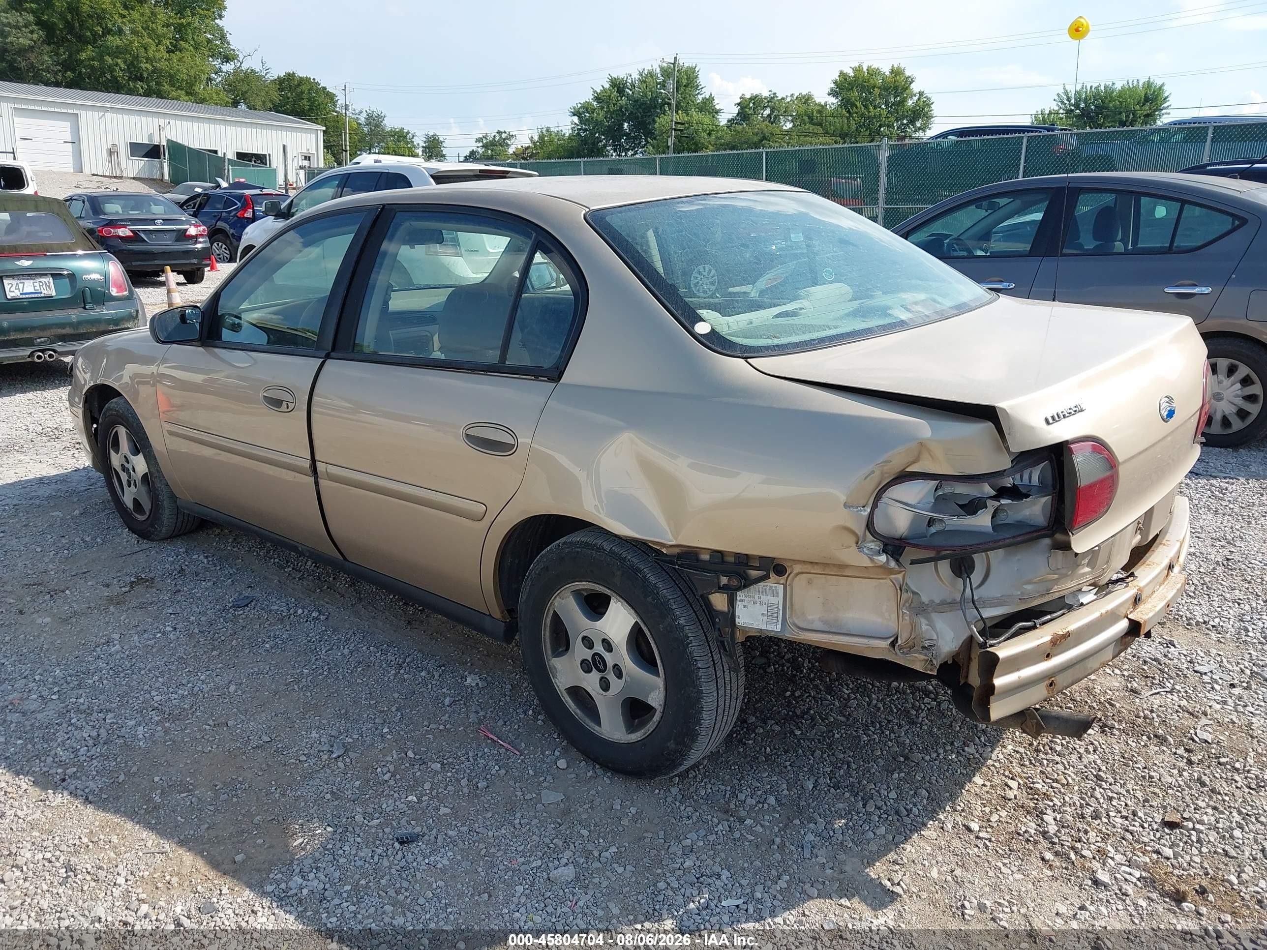2004 Chevrolet Classic   Gold vin: 1G1ND52F14M590970