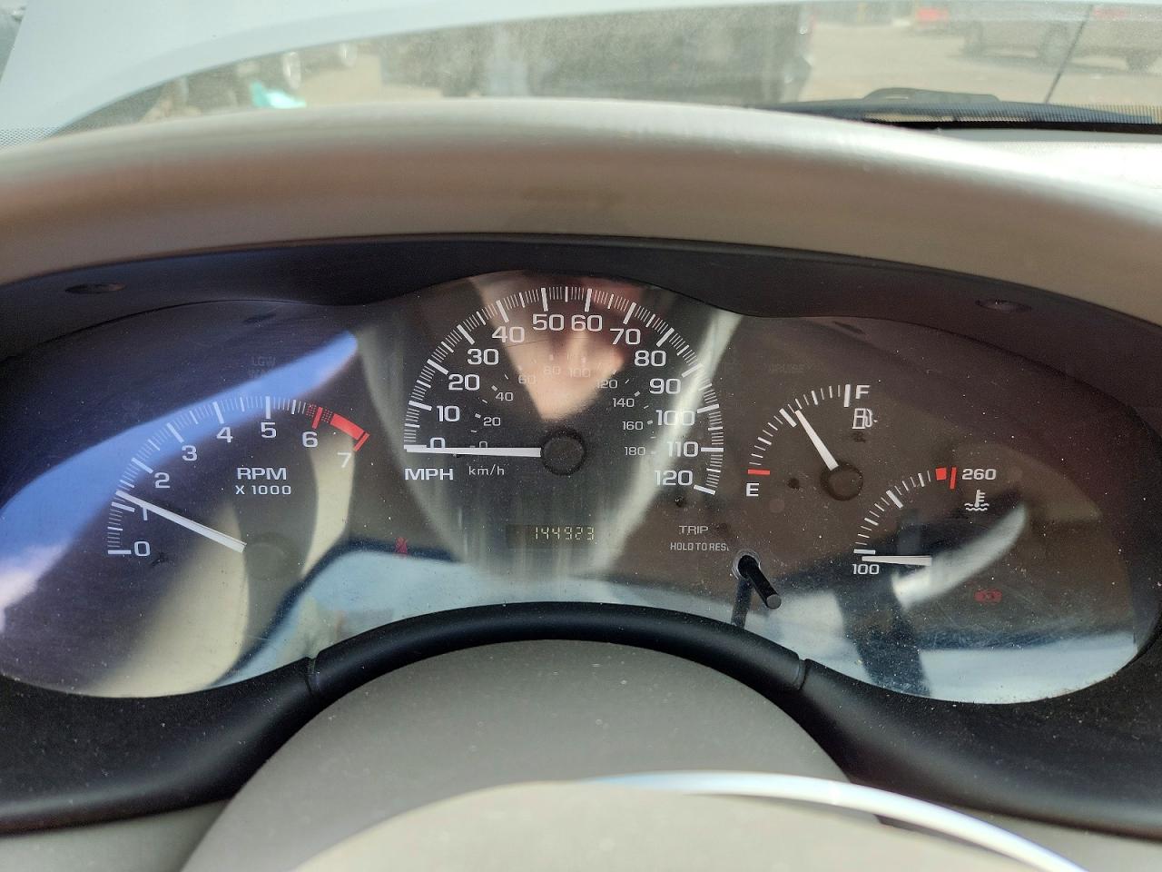 2005 Chevrolet Classic Белый vin: 1G1ND52F15M106751
