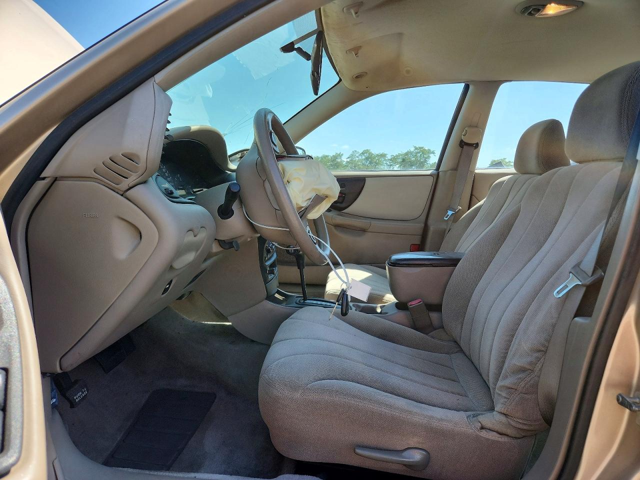 2005 Chevrolet Classic Gold vin: 1G1ND52F25M196119