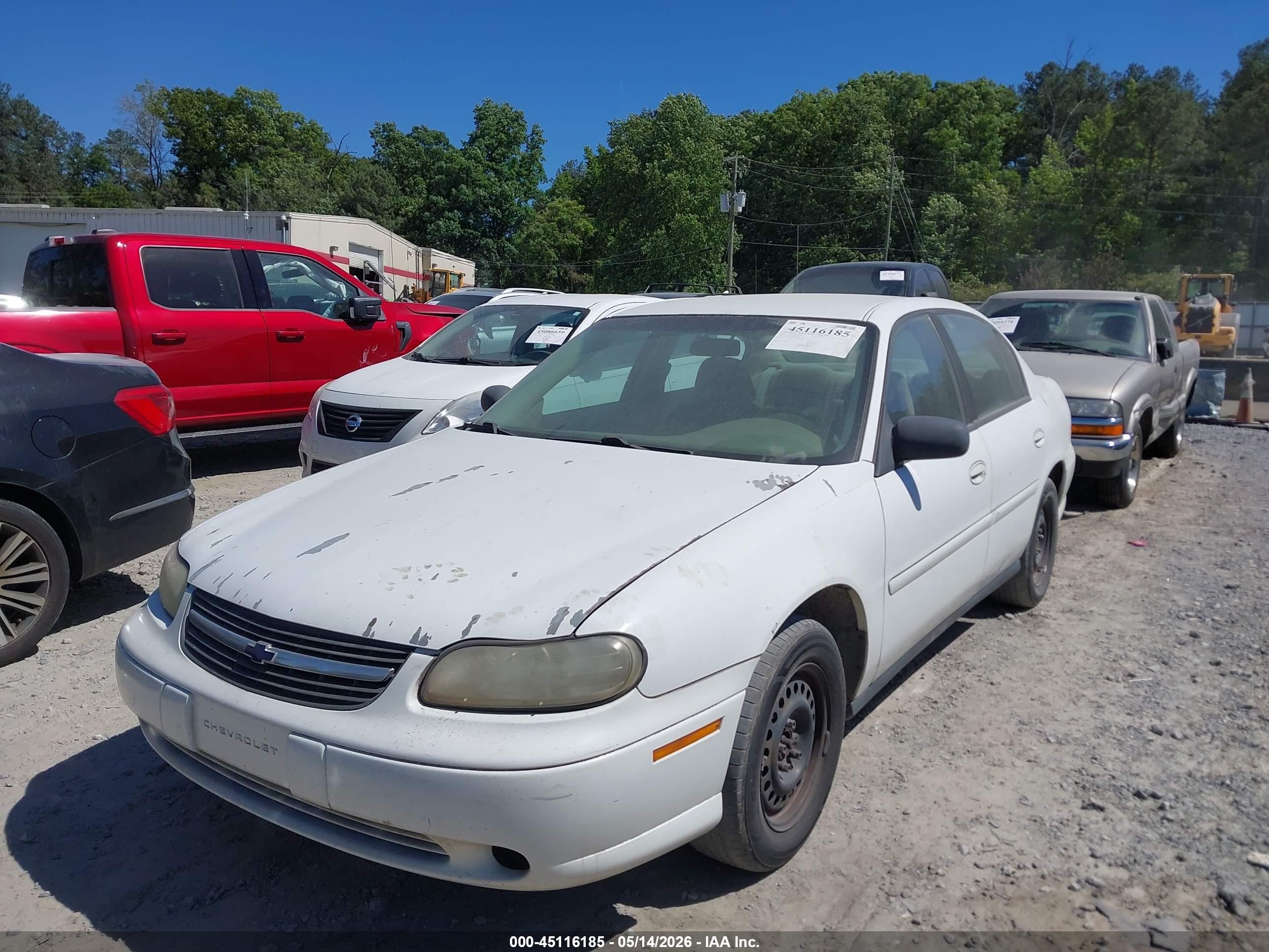 2004 Chevrolet Classic   White vin: 1G1ND52F44M562774