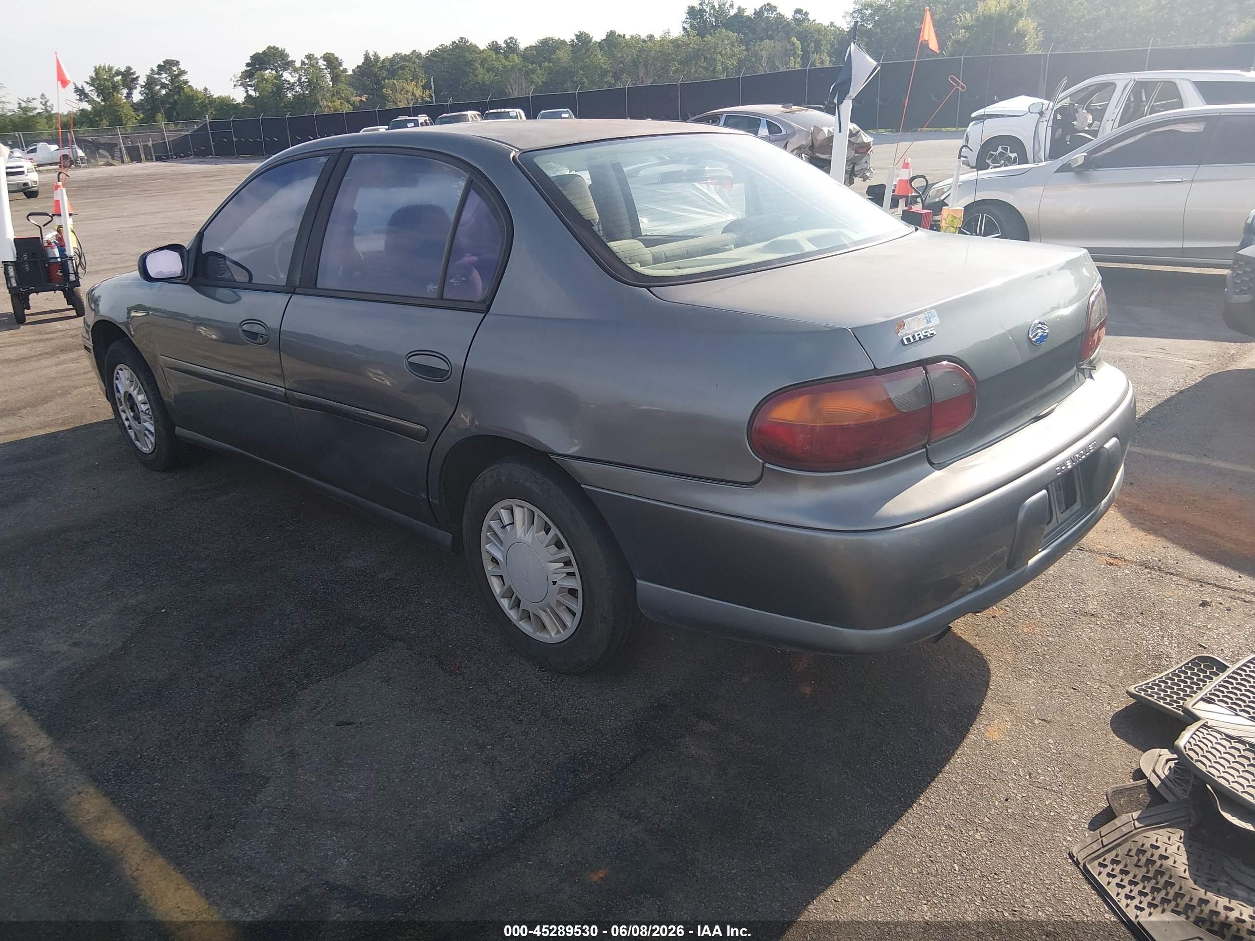 2005 Chevrolet Classic   Blue vin: 1G1ND52F45M177698