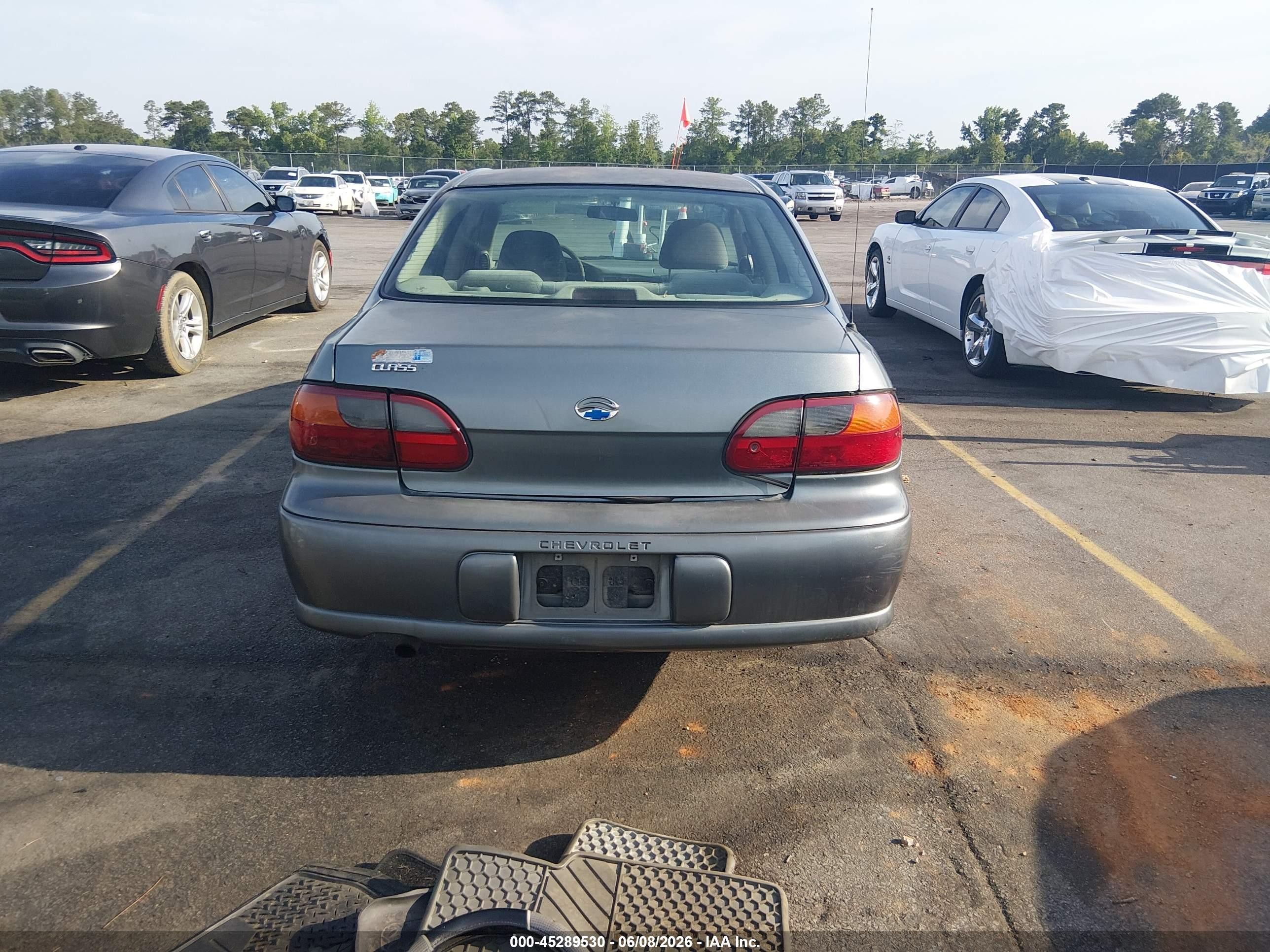 2005 Chevrolet Classic   Blue vin: 1G1ND52F45M177698