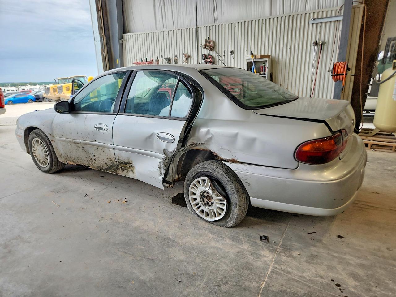 2004 Chevrolet Malibu Silver vin: 1G1ND52F54M605096