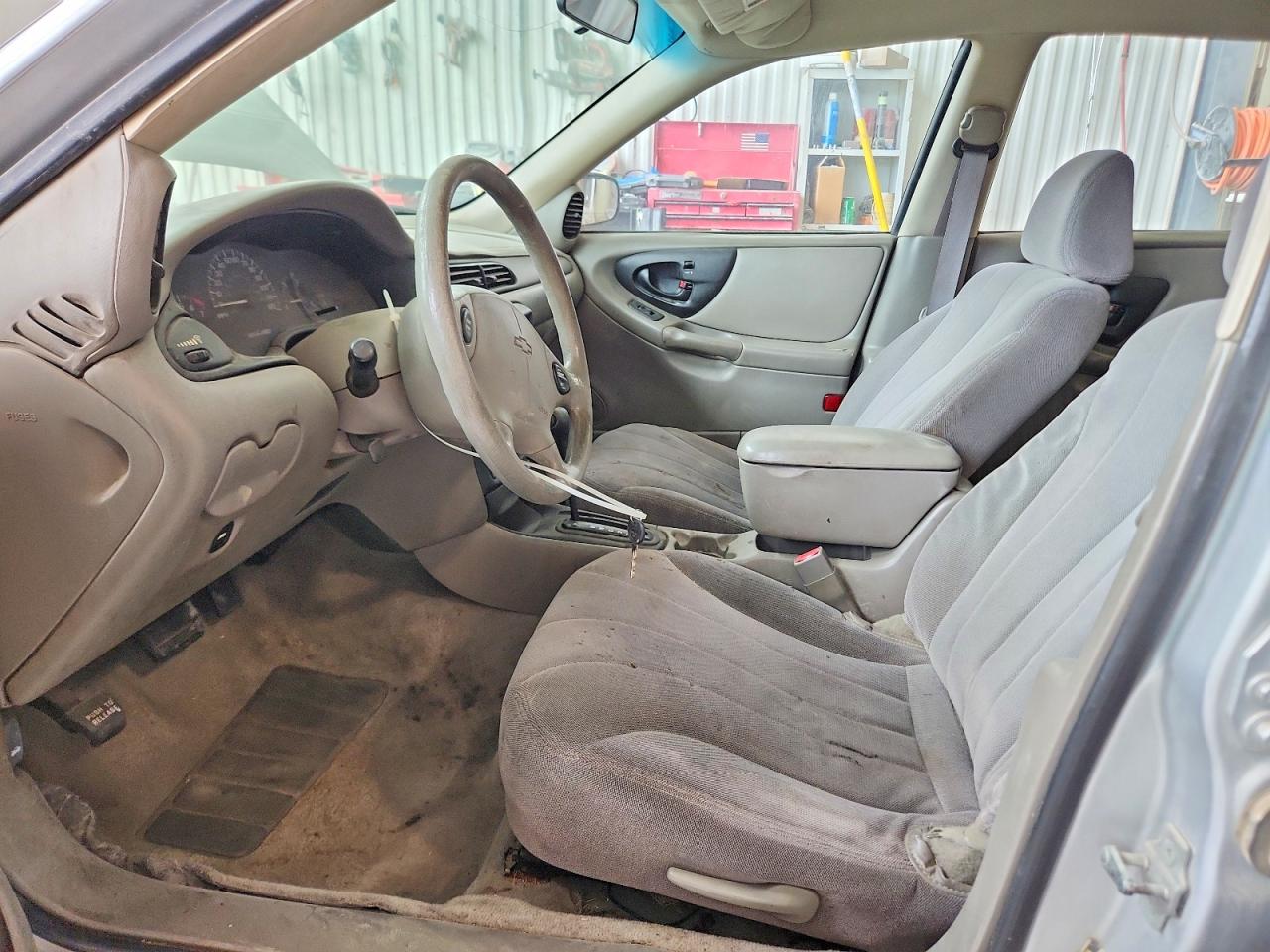 2004 Chevrolet Malibu Silver vin: 1G1ND52F54M605096