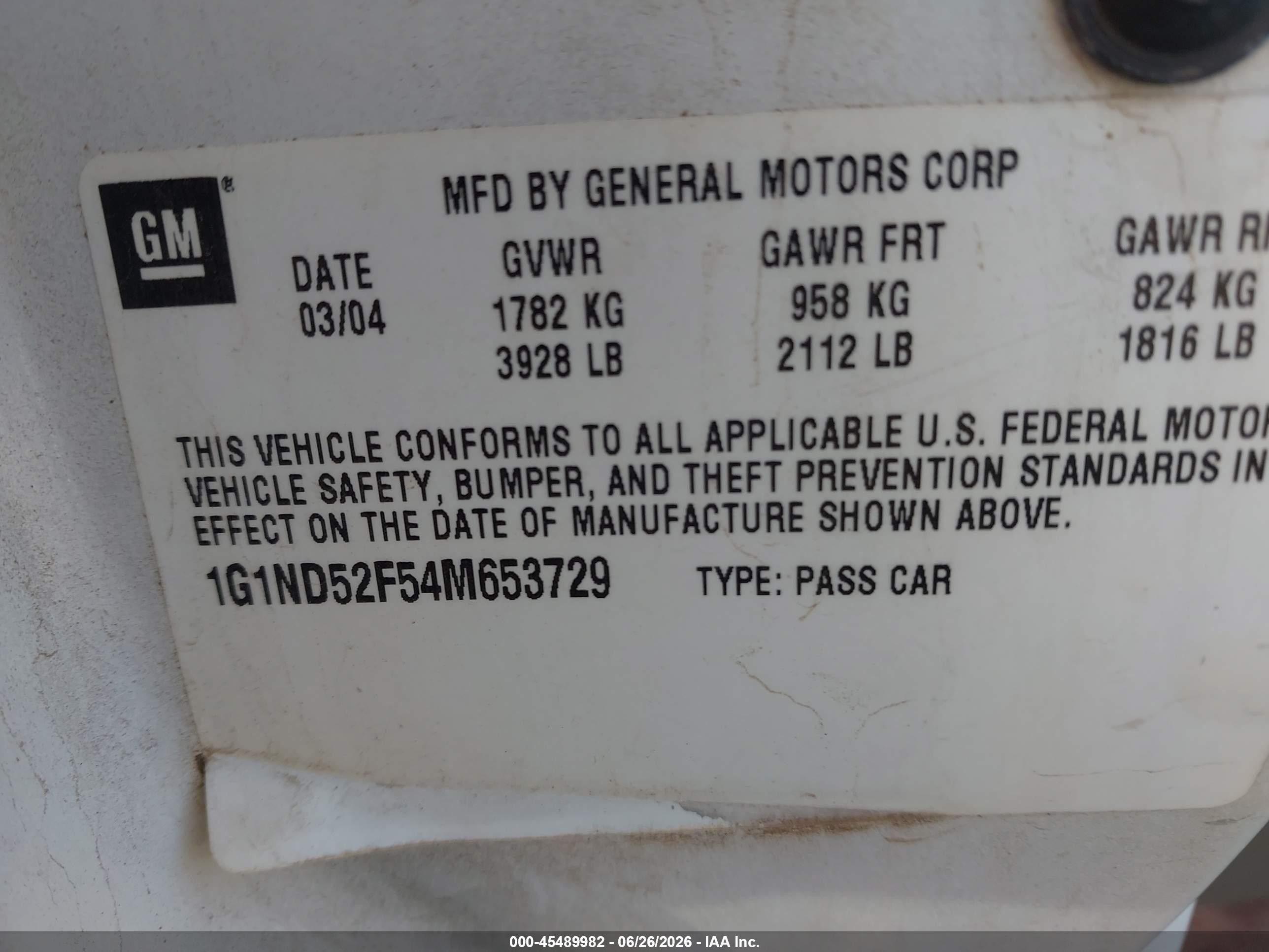 2004 Chevrolet Classic   White vin: 1G1ND52F54M653729