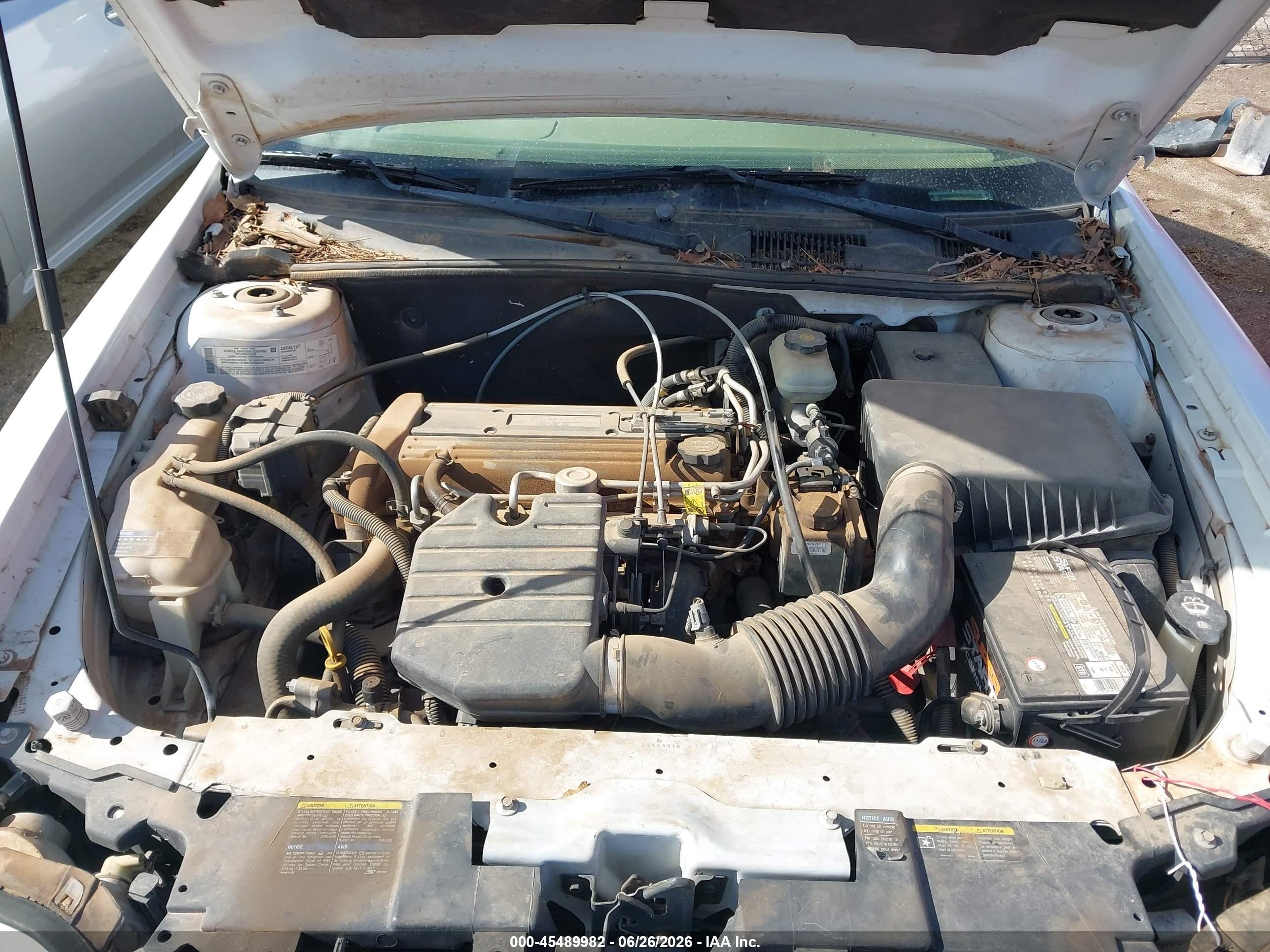 2004 Chevrolet Classic   White vin: 1G1ND52F54M653729