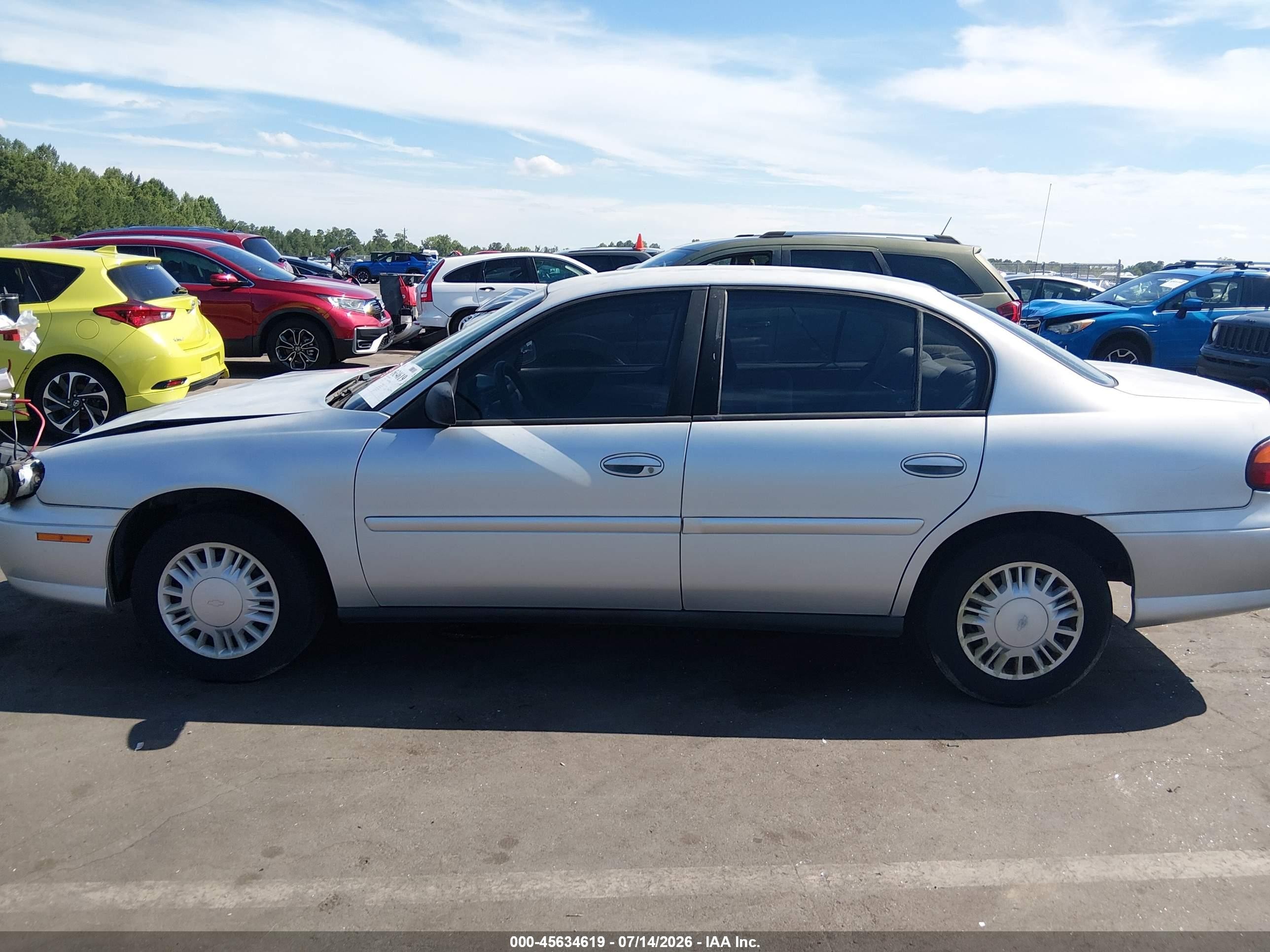 2004 Chevrolet Classic   Silver vin: 1G1ND52F64M539240