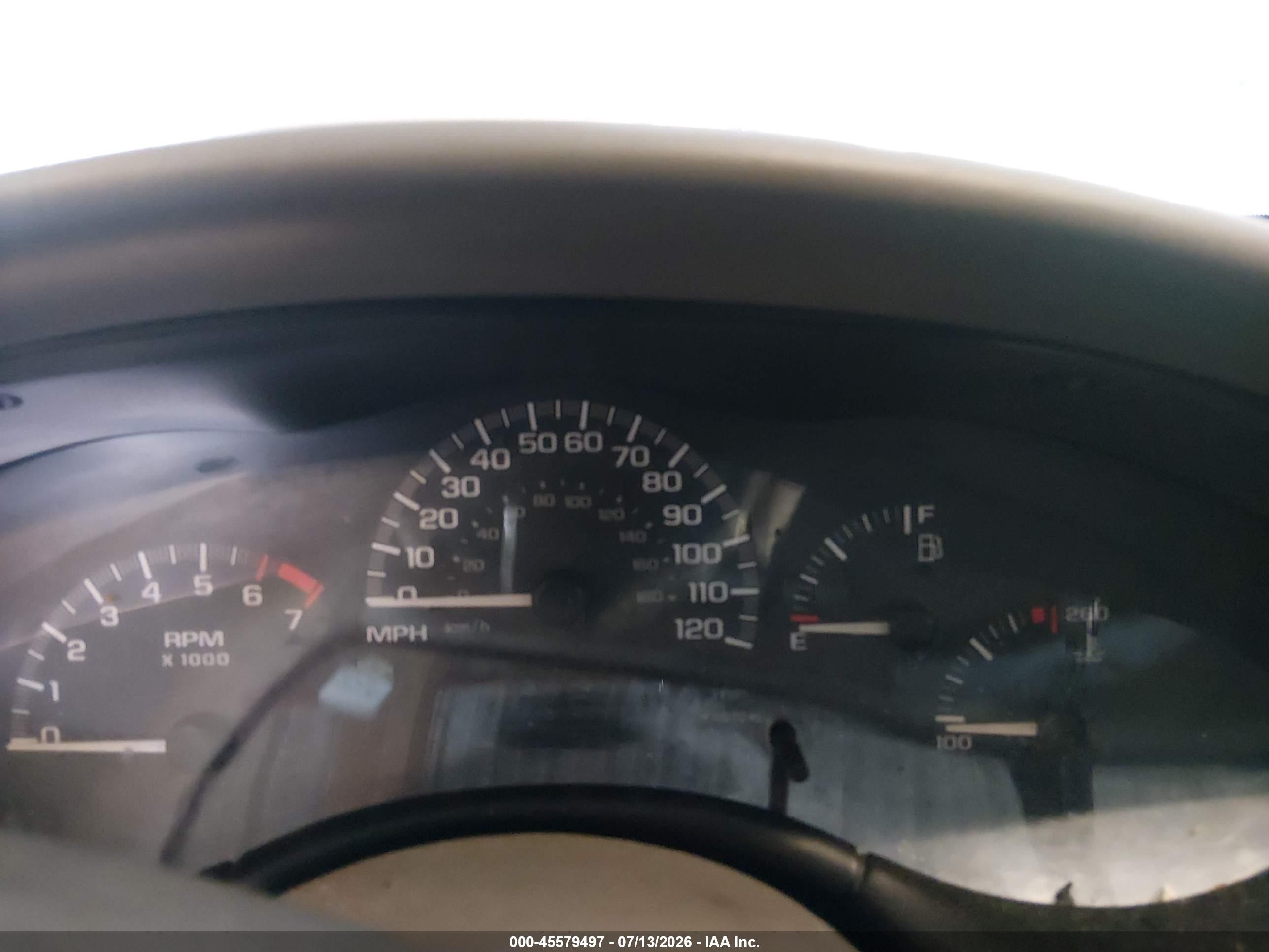 2005 Chevrolet Classic   White vin: 1G1ND52F65M180182