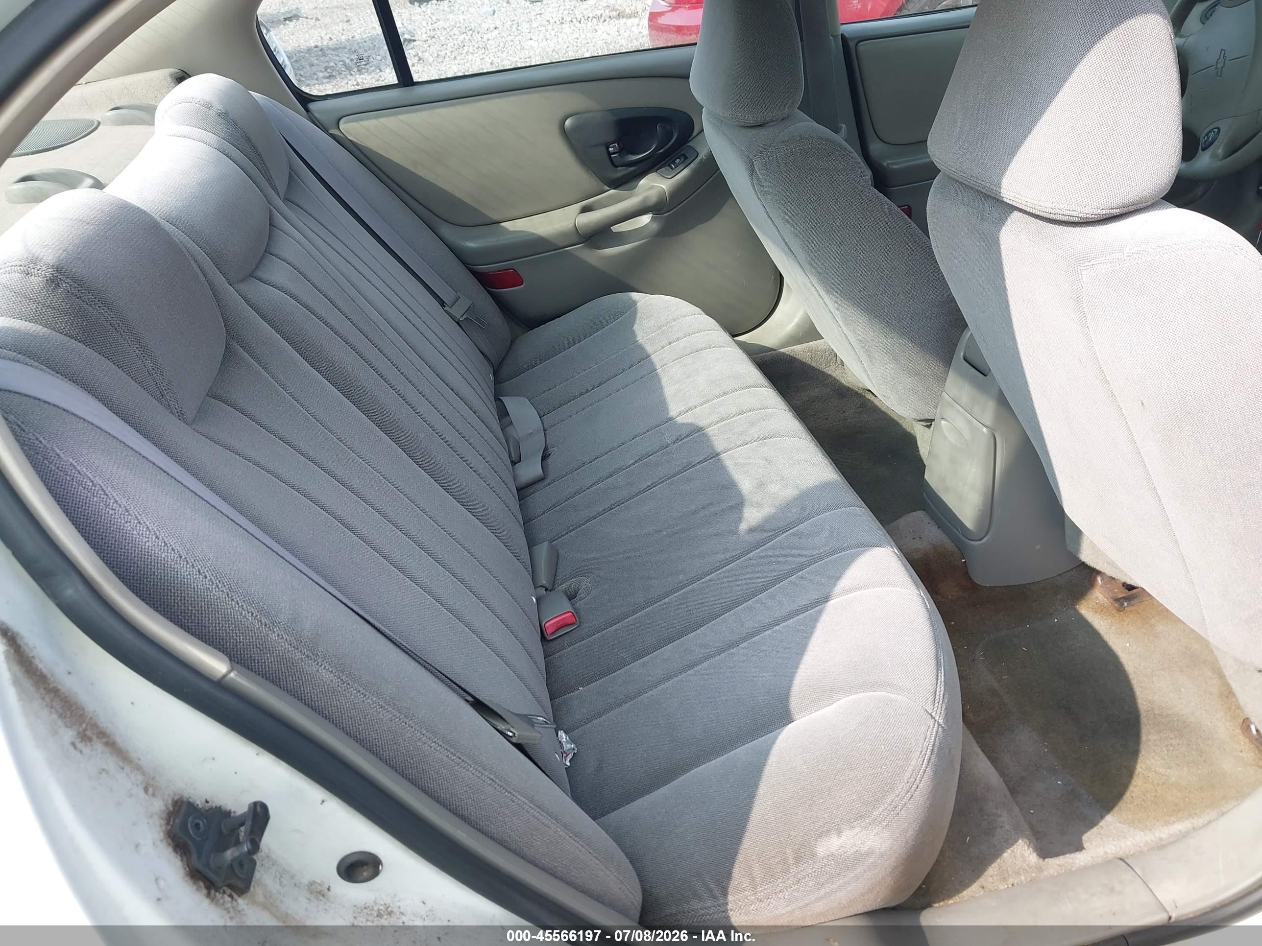 2004 Chevrolet Classic   Белый vin: 1G1ND52F74M576166
