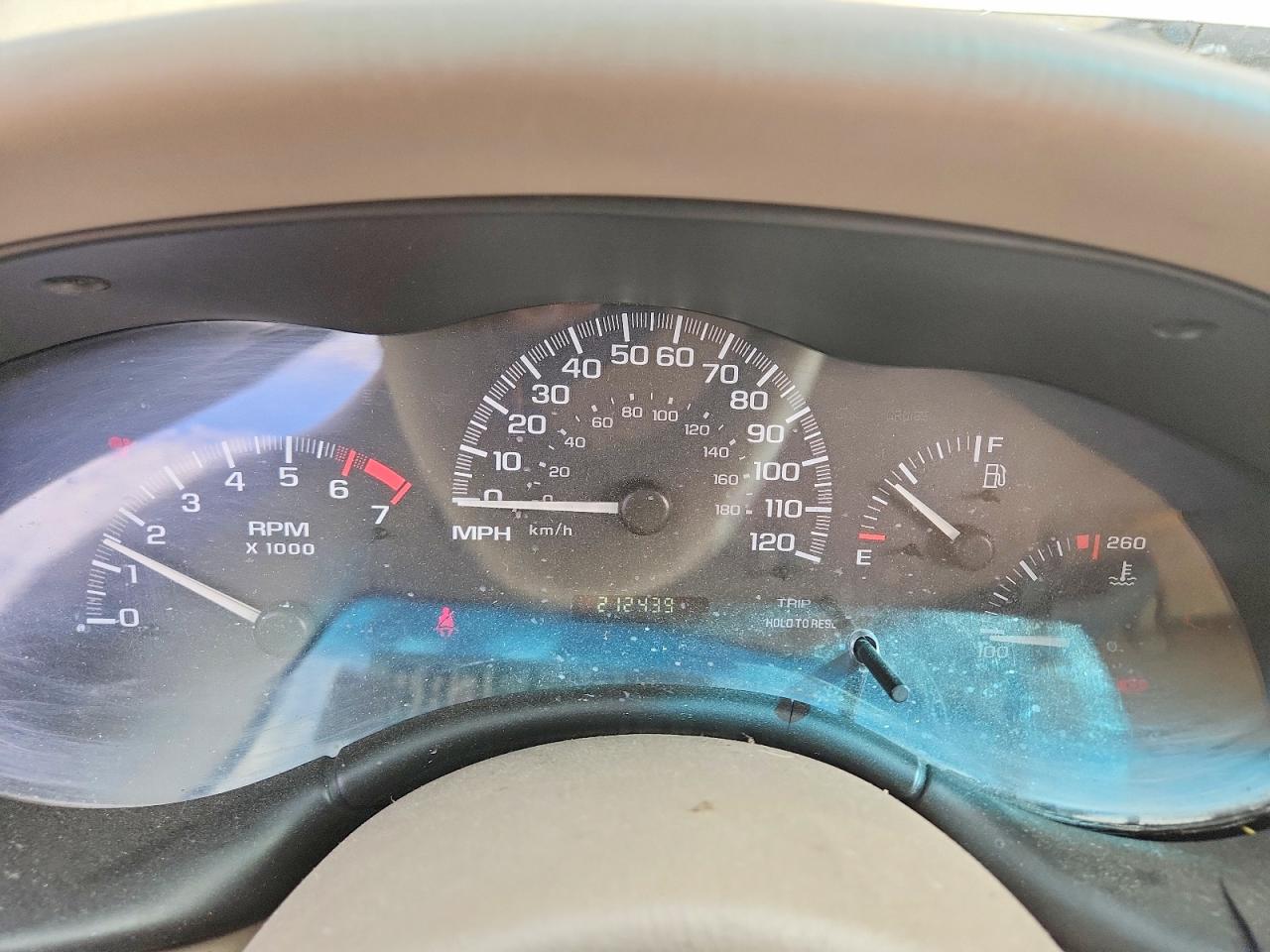 2004 Chevrolet Classic Beige vin: 1G1ND52F74M703756