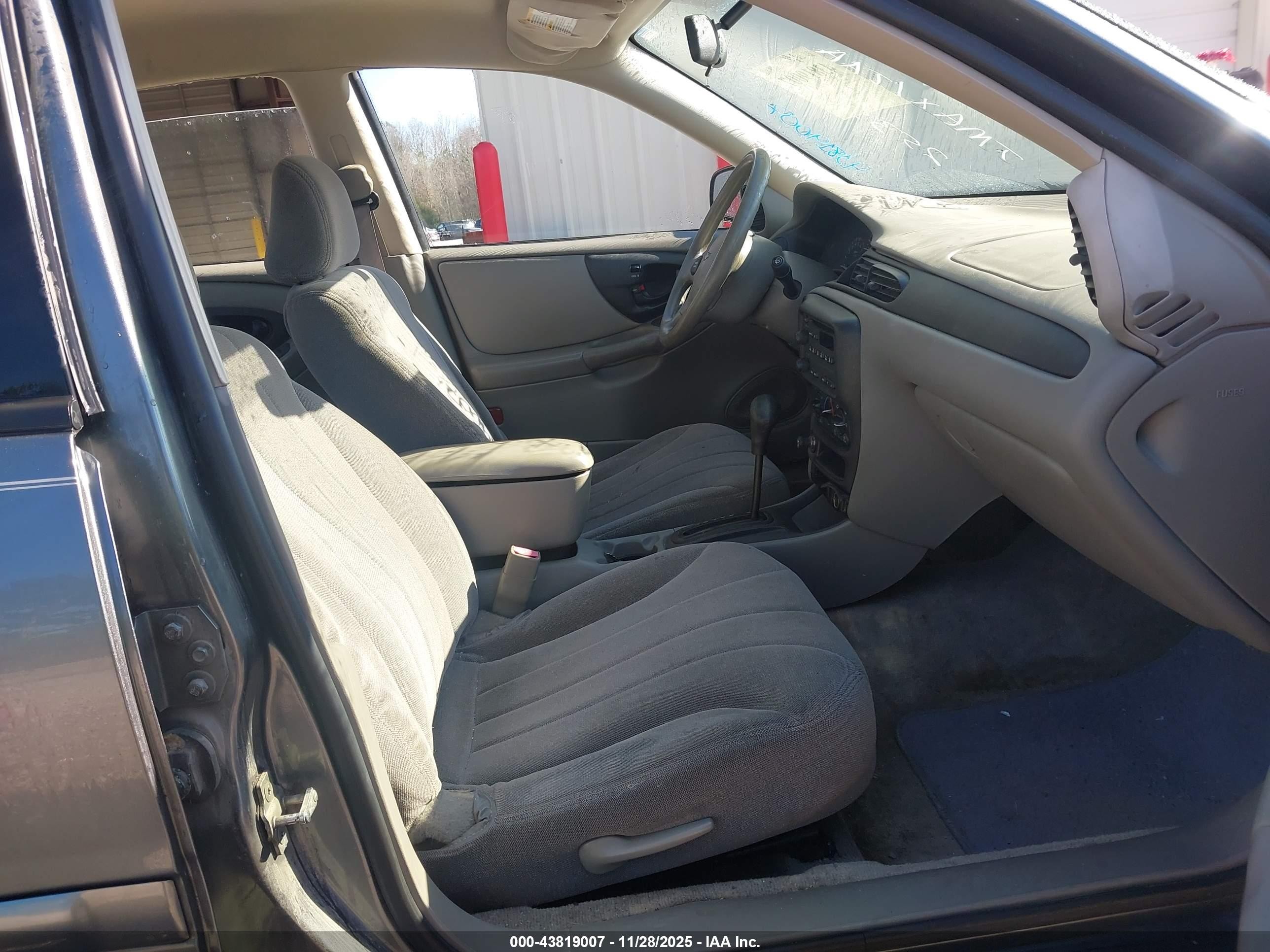 2005 Chevrolet Classic   Gray vin: 1G1ND52F75M253575