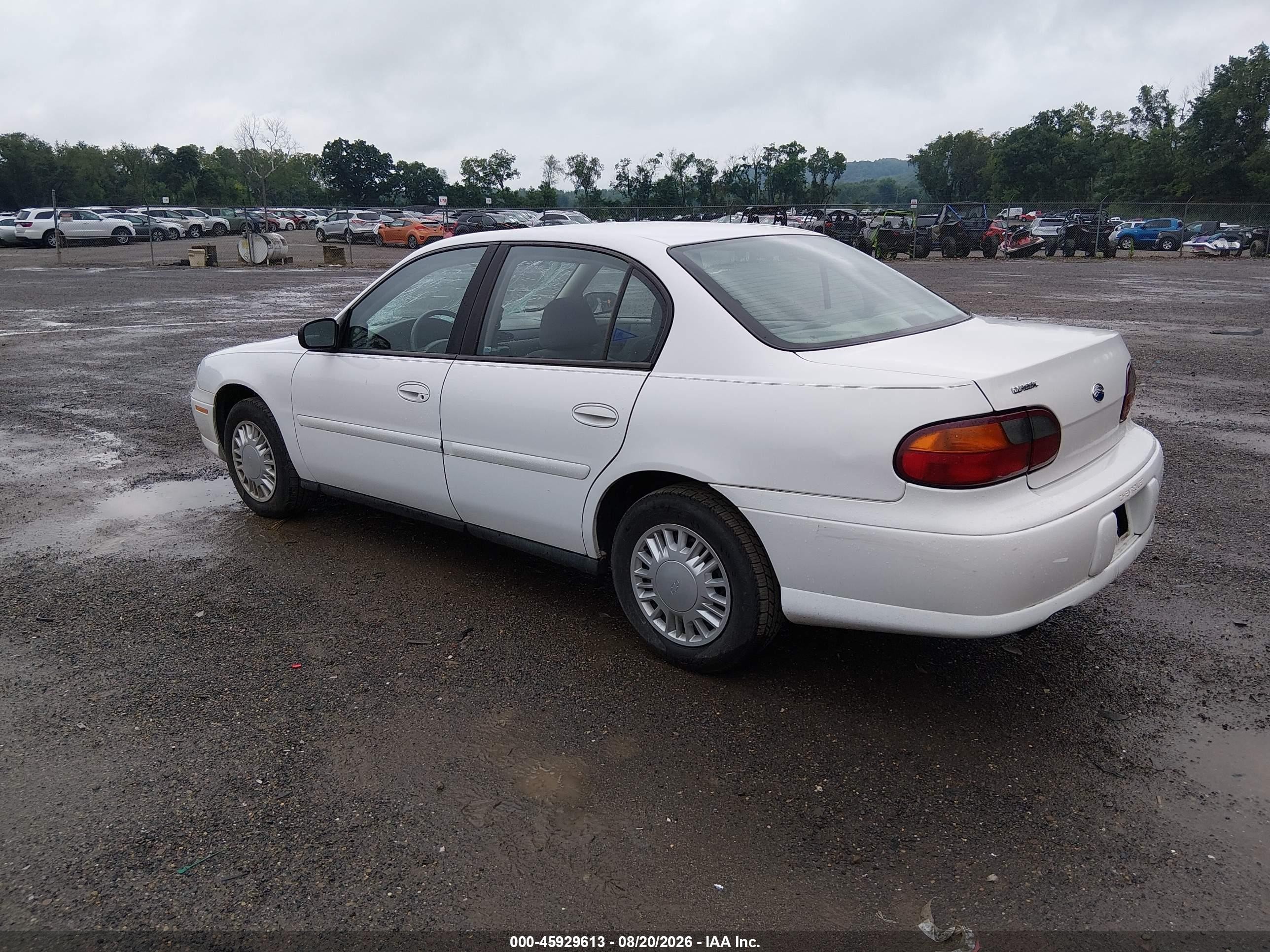 2004 Chevrolet Classic   White vin: 1G1ND52F84M621888
