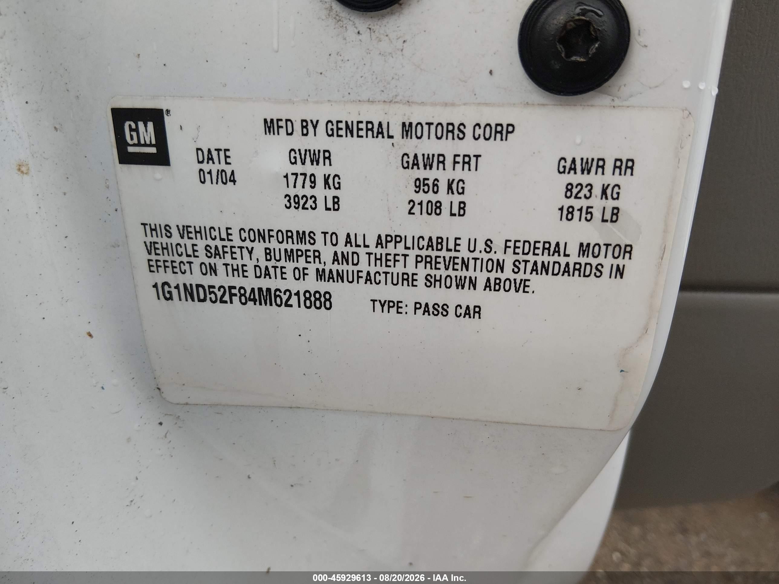 2004 Chevrolet Classic   White vin: 1G1ND52F84M621888