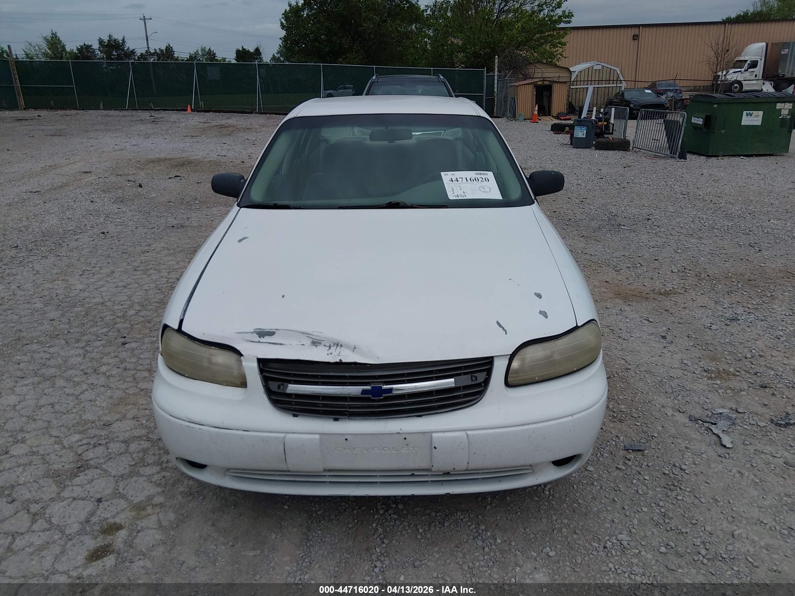 2005 Chevrolet Classic Белый vin: 1G1ND52F85M143313