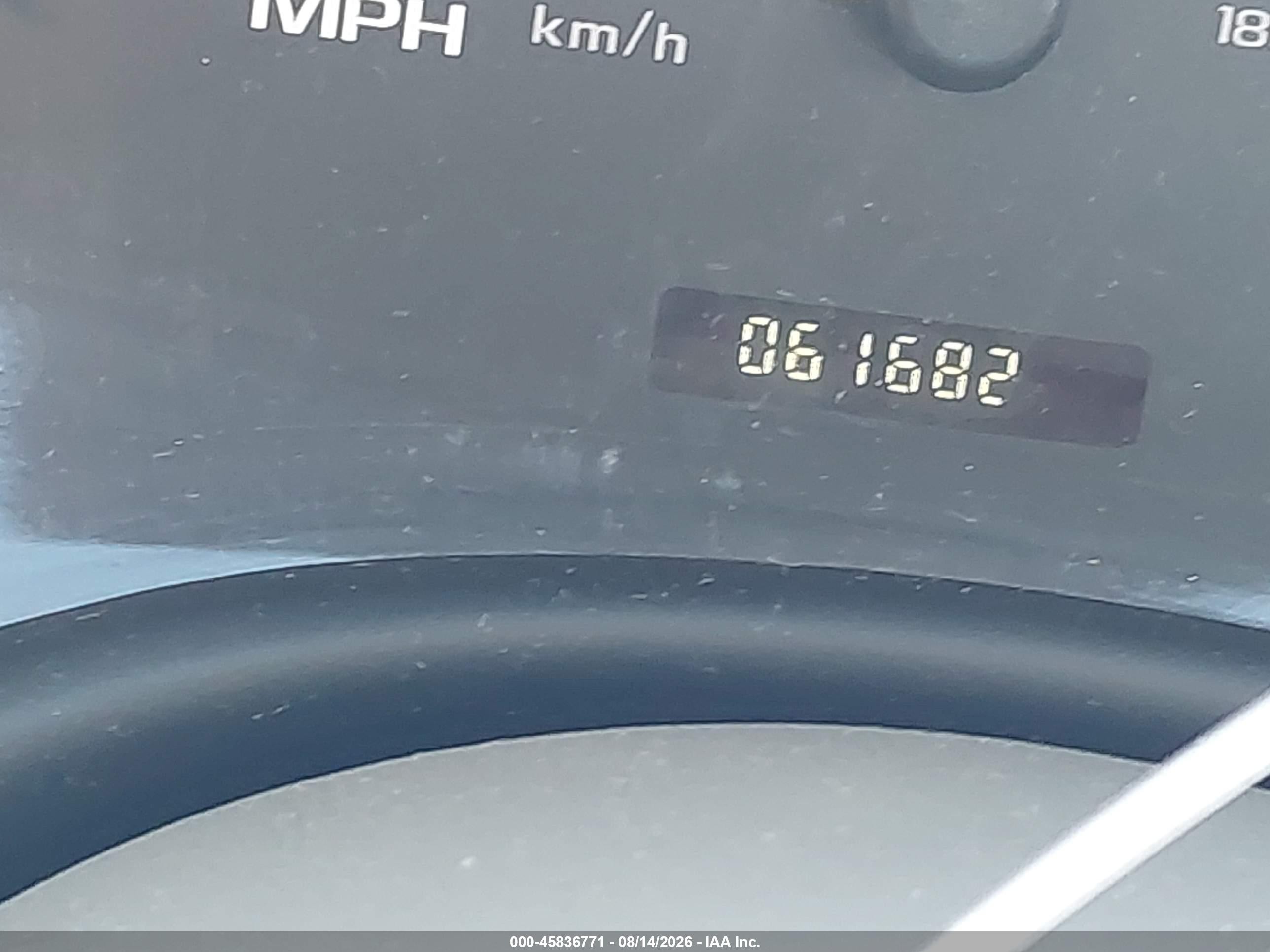 2005 Chevrolet Classic   Белый vin: 1G1ND52F85M156787