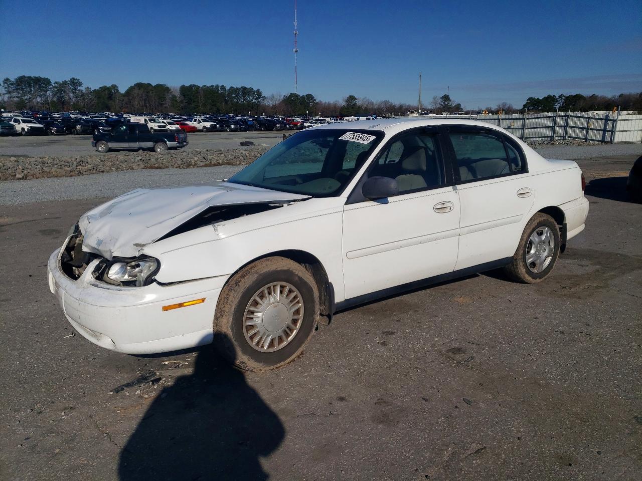 2001 Chevrolet Malibu White vin: 1G1ND52J116125092