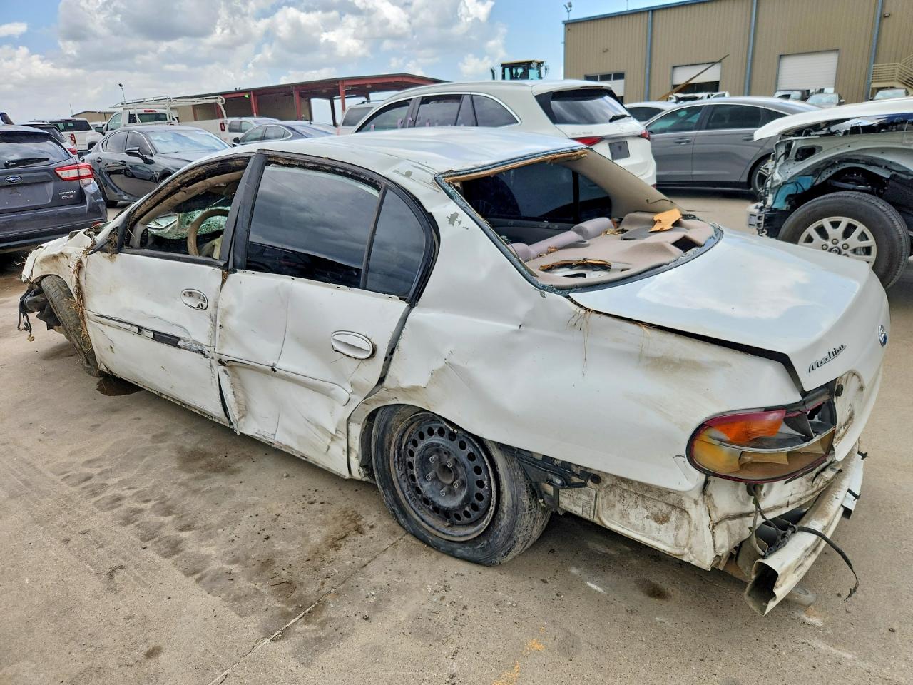 2003 Chevrolet Malibu White vin: 1G1ND52J23M720709