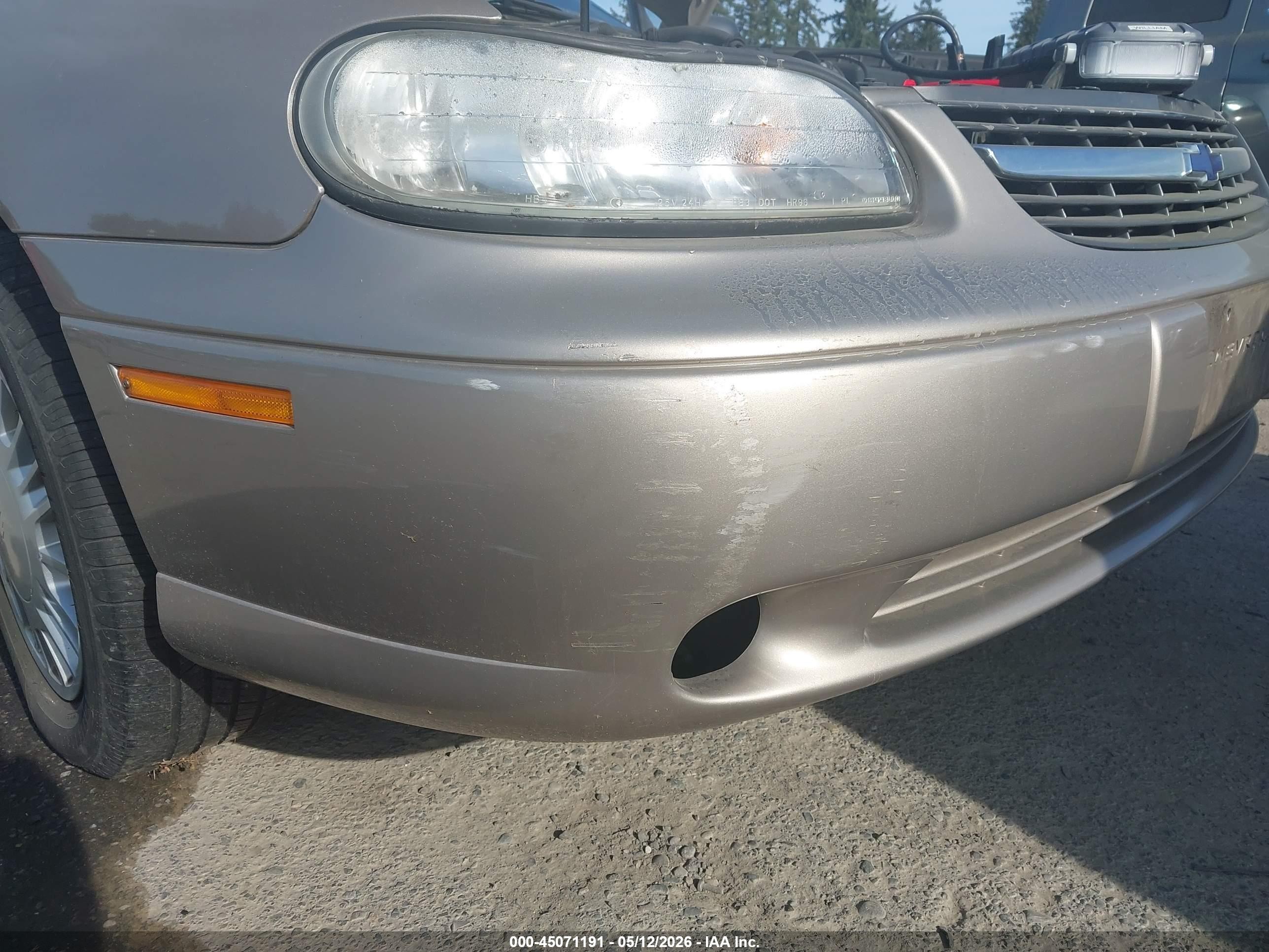 2000 Chevrolet Malibu   Gold vin: 1G1ND52J2Y6267414