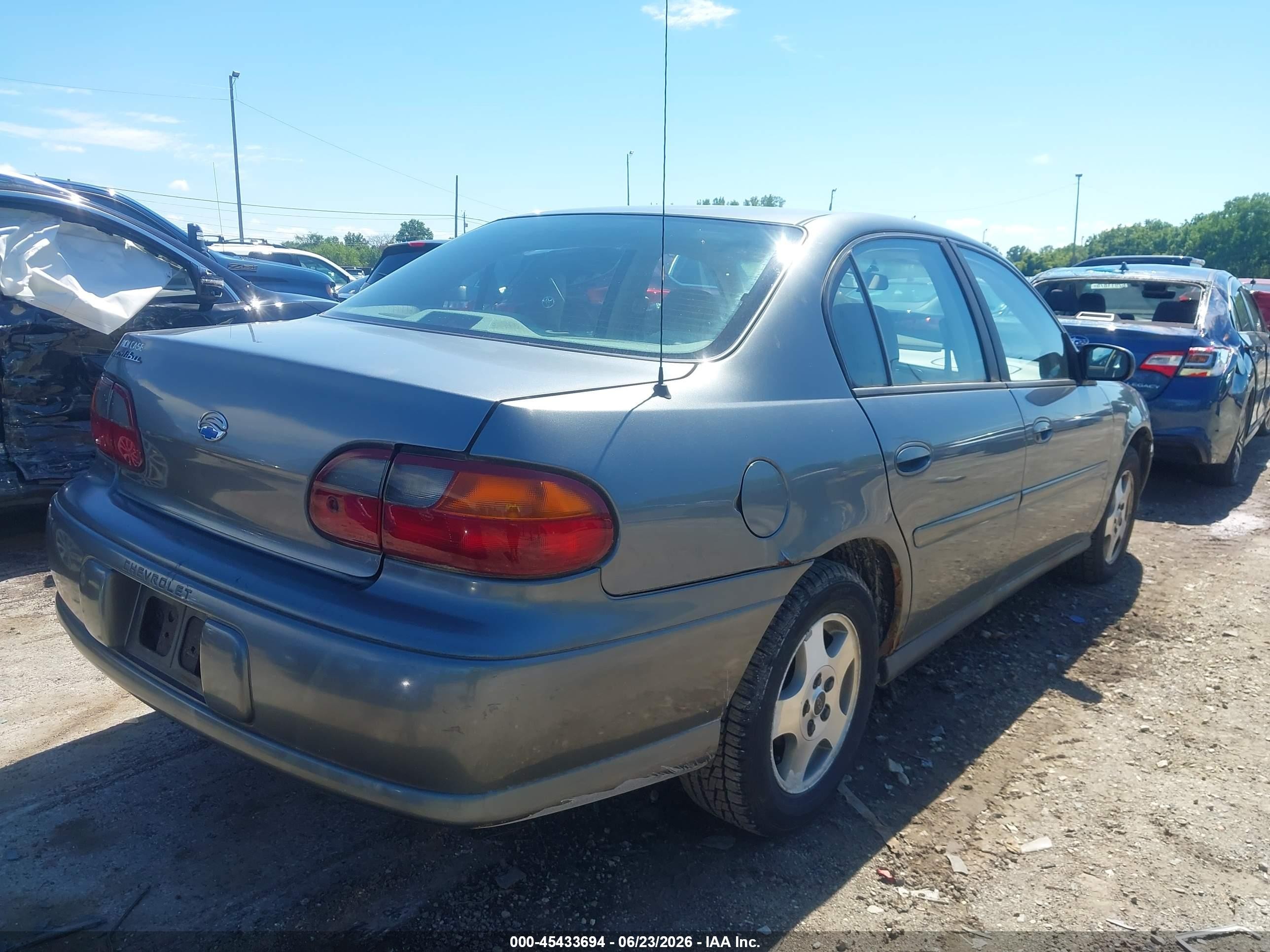 2003 Chevrolet Malibu   Gray vin: 1G1ND52J33M569413