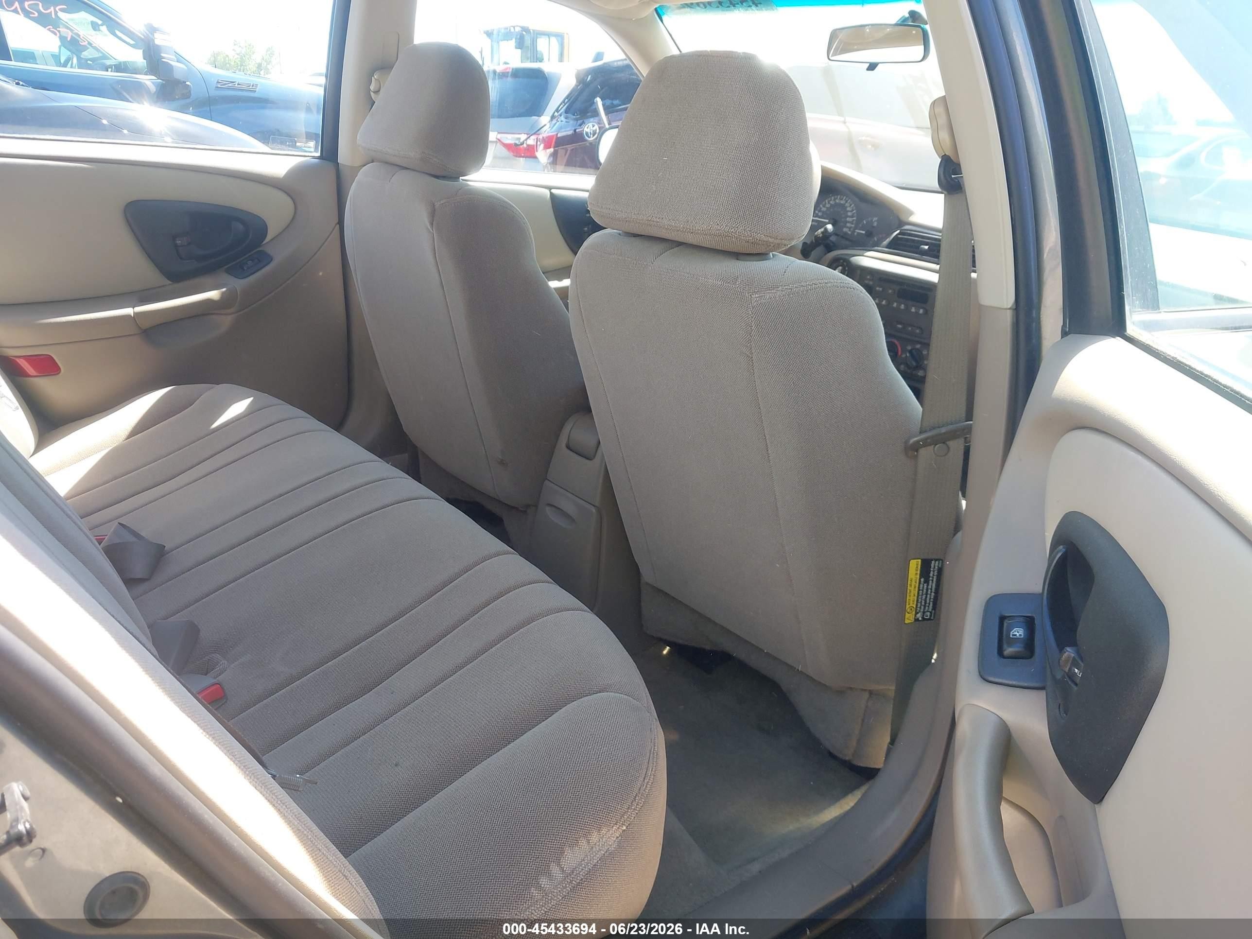 2003 Chevrolet Malibu   Gray vin: 1G1ND52J33M569413